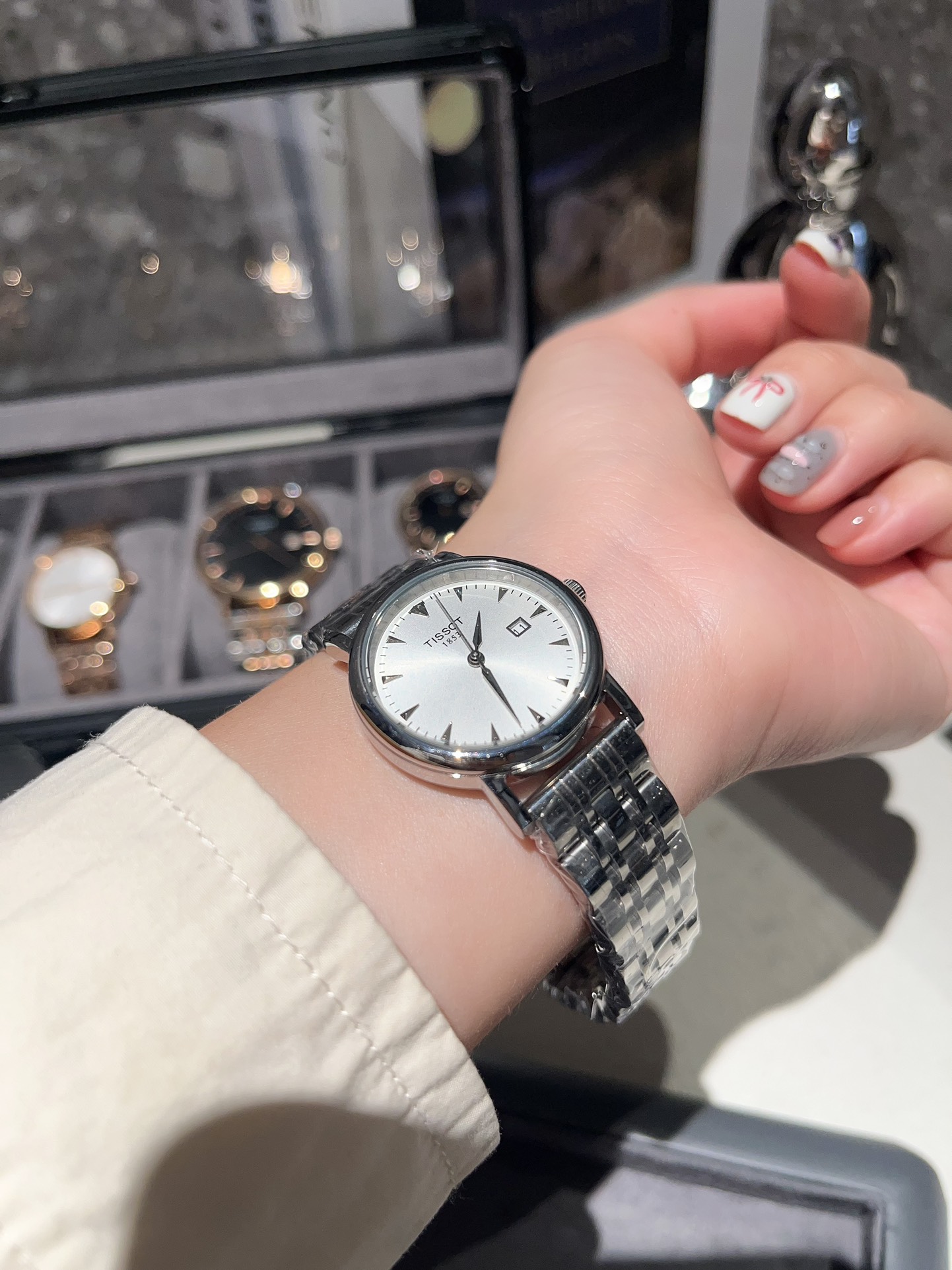Tissot Couple Watch: White Steel Belt, Stone Core, 316L Steel, 40mm Men’s & 30mm Women’s. - 图片 7