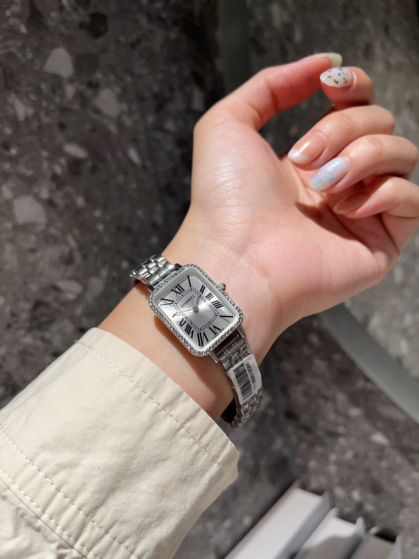Chanel Premiere rose gold-tone case, diamond bezel, white dial, two-tone metal bracelet 20mm Women's Quartz