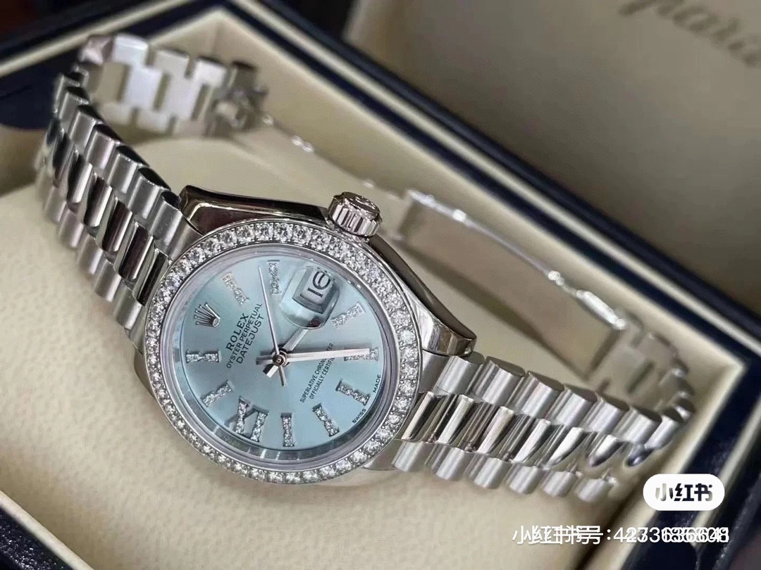 Luxury Women’s Watch: White 360 Gold, Classic Design with Steel Belts and Crystal Diamonds - 图片 5