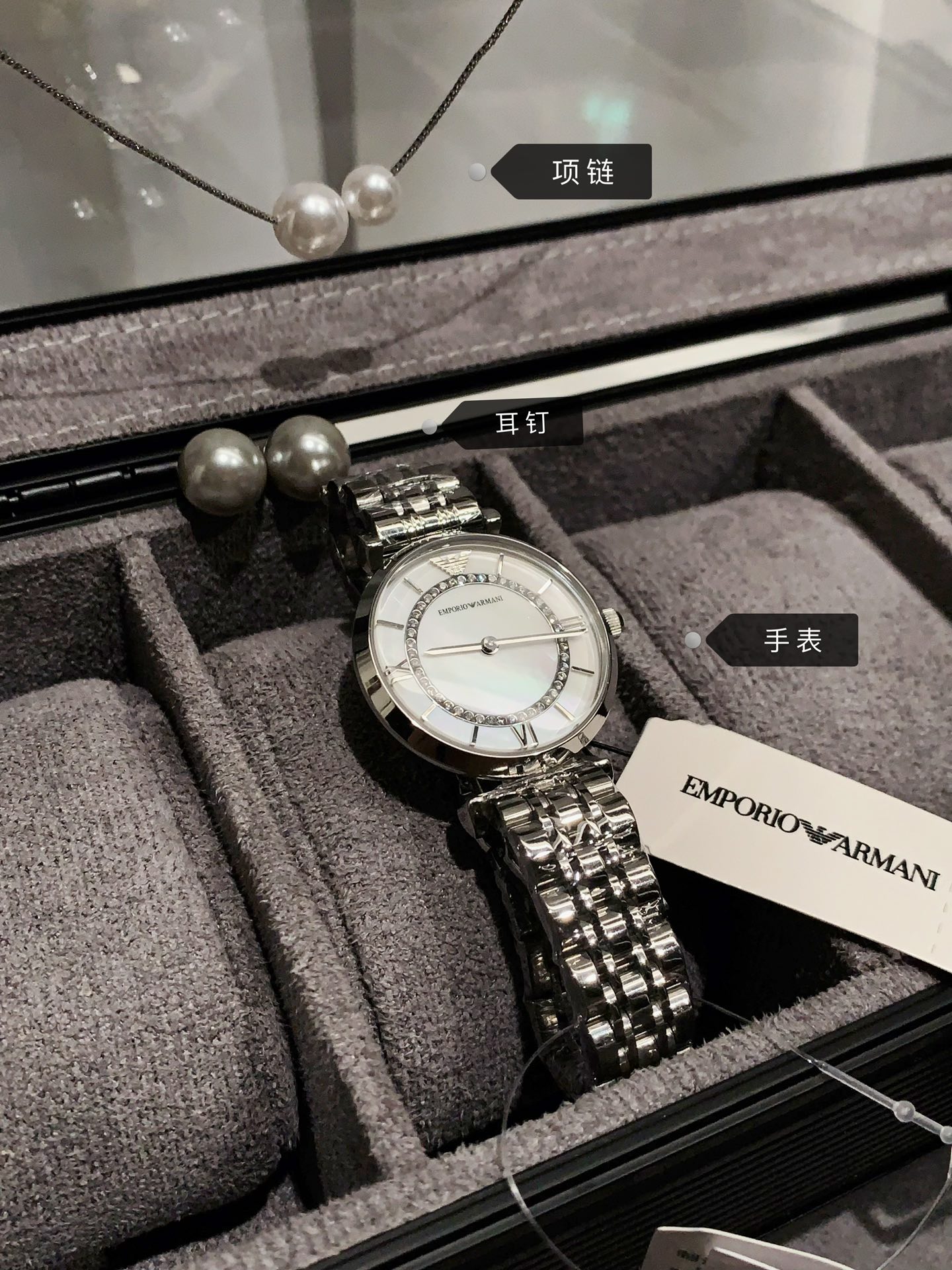 “Real Cash in Unsuitable Boxes: Armani Watch with Diamond” - 图片 3