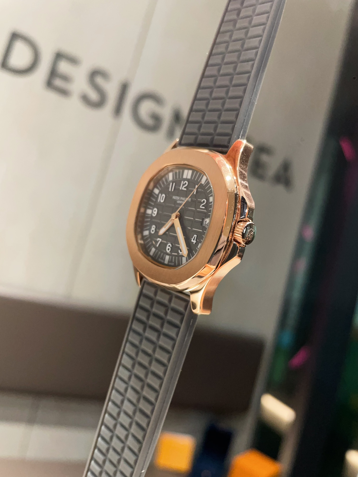 Patek Philippe Grenade Wrist Watch: Exclusive Mineral Glass Lens, Stylish Steel Design - 图片 8