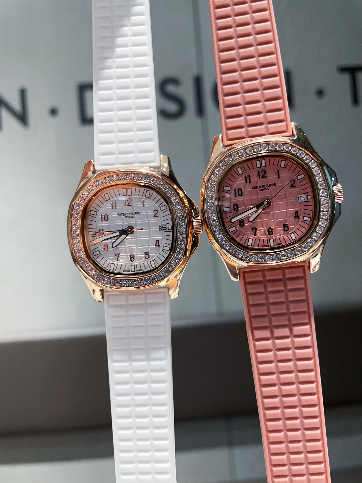 Patek Philippe Grenade Wrist Watch: Exclusive Launch with Glass Lens and Steel Hull - 图片 5