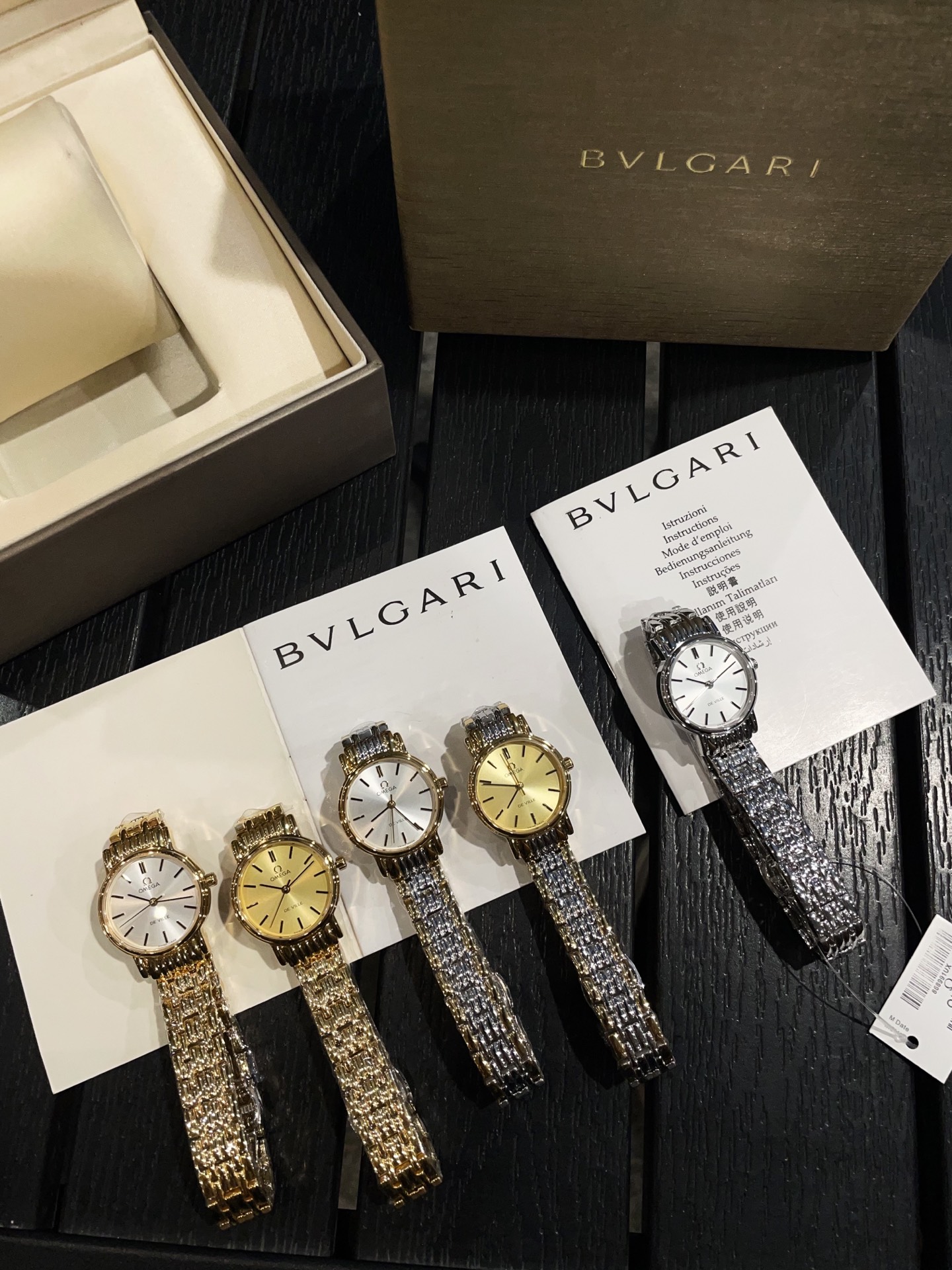 💰280，金300#中古欧米茄 vintage西洋omega简约小金豆，简直太别致了👏！小尺寸26mm低调又不失细节的美，表盘刻度也太纤细秀气了吧！复古独特，上手不撞款，蓝宝石玻璃镜面经得起岁月的磨练，走时精准，秀气文雅，当你觉得今天的首饰配不上你的穿搭的时候选他就对了，时尚百搭绝绝子！