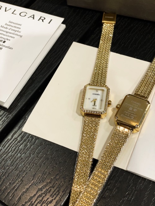 Chanel Première Vintage Gold Watch with Diamond Bezel - Women's Square Sugar 27 Chanel Première Vintage Gold Watch with Diamond Bezel - Women's Square Sugar