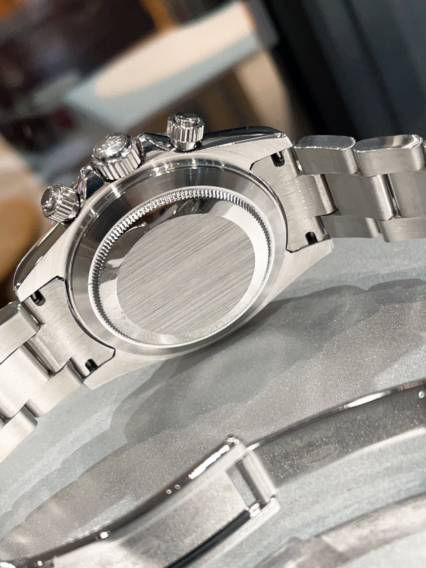 Rolex Rainbow Diton 770 Drilling Belt 900: Precious Stone Embedding Perfection - 图片 8
