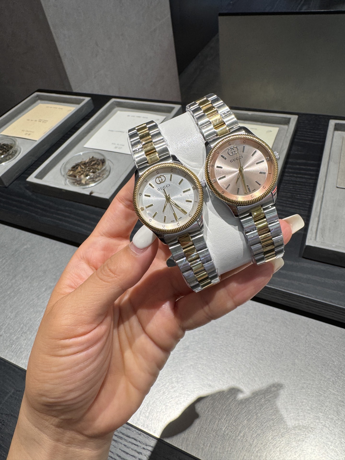 Gucci G-Timeless Essentials Watch, Stainless Steel & Gold, Elegant Design 3 i1747975076815 2975 0 3