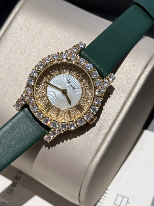 Chopard L'Heure du Diamant Diamond Ladies Watch with Green Leather Strap 1 Chopard L'Heure du Diamant Diamond Ladies Watch with Green Leather Strap