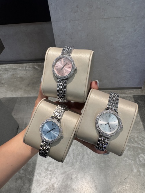 Swarovski Crystal Watch for Women, Swiss Quartz Movement, Stainless Steel 1 Swarovski Crystal Watch for Women, Swiss Quartz Movement, Stainless Steel