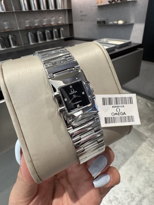 OMEGA Constellation Quartz 22mm Women's Watch - Silver Stainless Steel 1 OMEGA Constellation Quartz 22mm Women's Watch - Silver Stainless Steel
