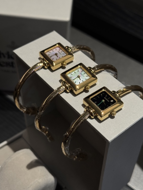 Gucci Mother of Pearl Square Bangle Watch, Minimalist Bracelet Watch 1 Gucci Mother of Pearl Square Bangle Watch, Minimalist Bracelet Watch