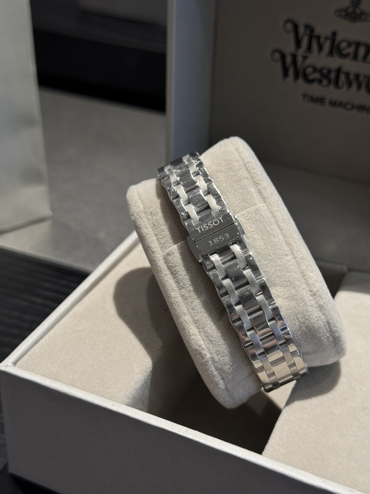 Tissot T152 Diamond Accented Ladies Watch with Quartz Movement and Steel Bracelet 9 i1755589449293 7454 0 6