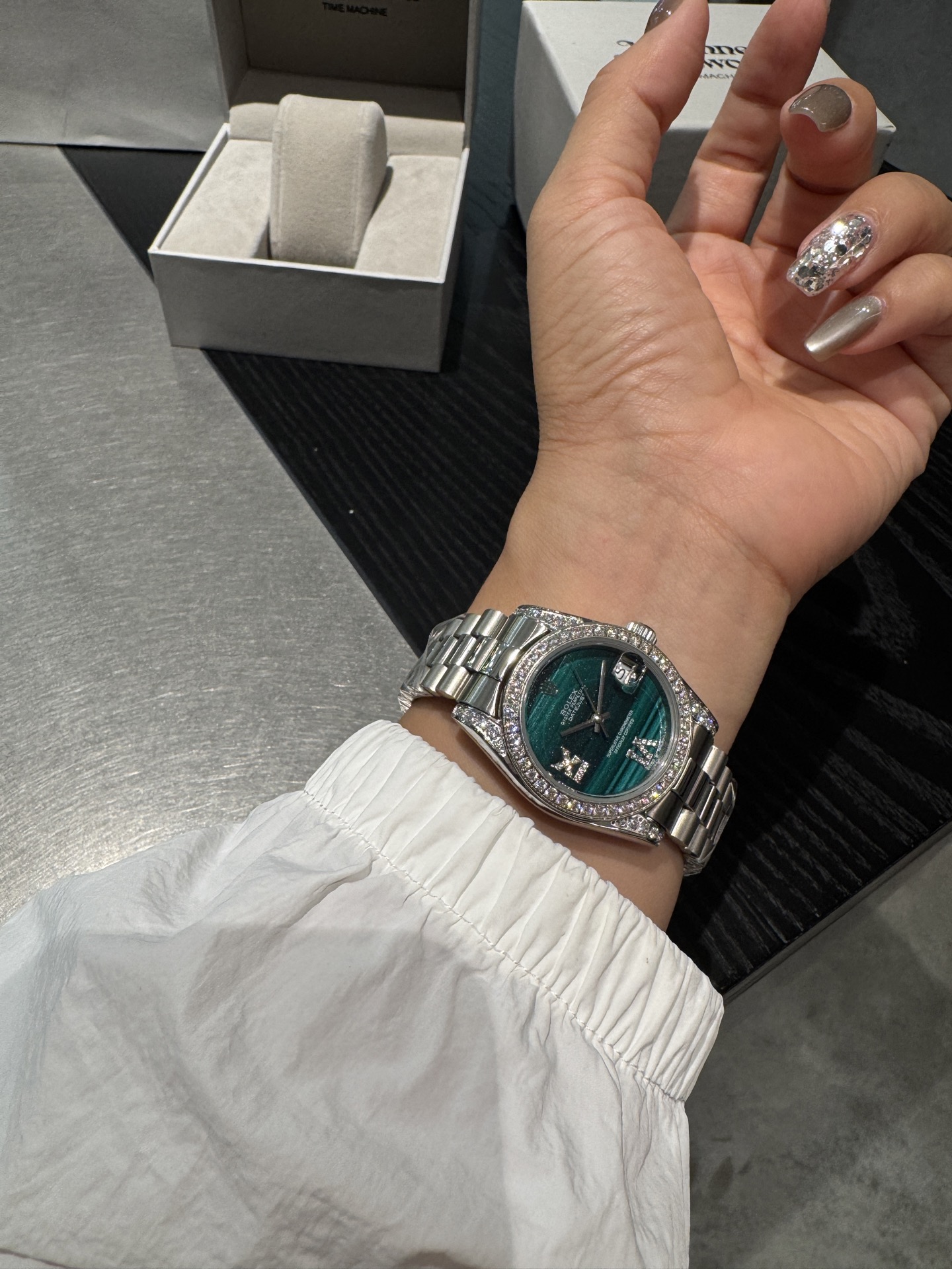 Rolex Datejust Emerald Green Dial Ladies Watch with Swarovski Crystal Accents 8 i1755668345490 5822 0 6
