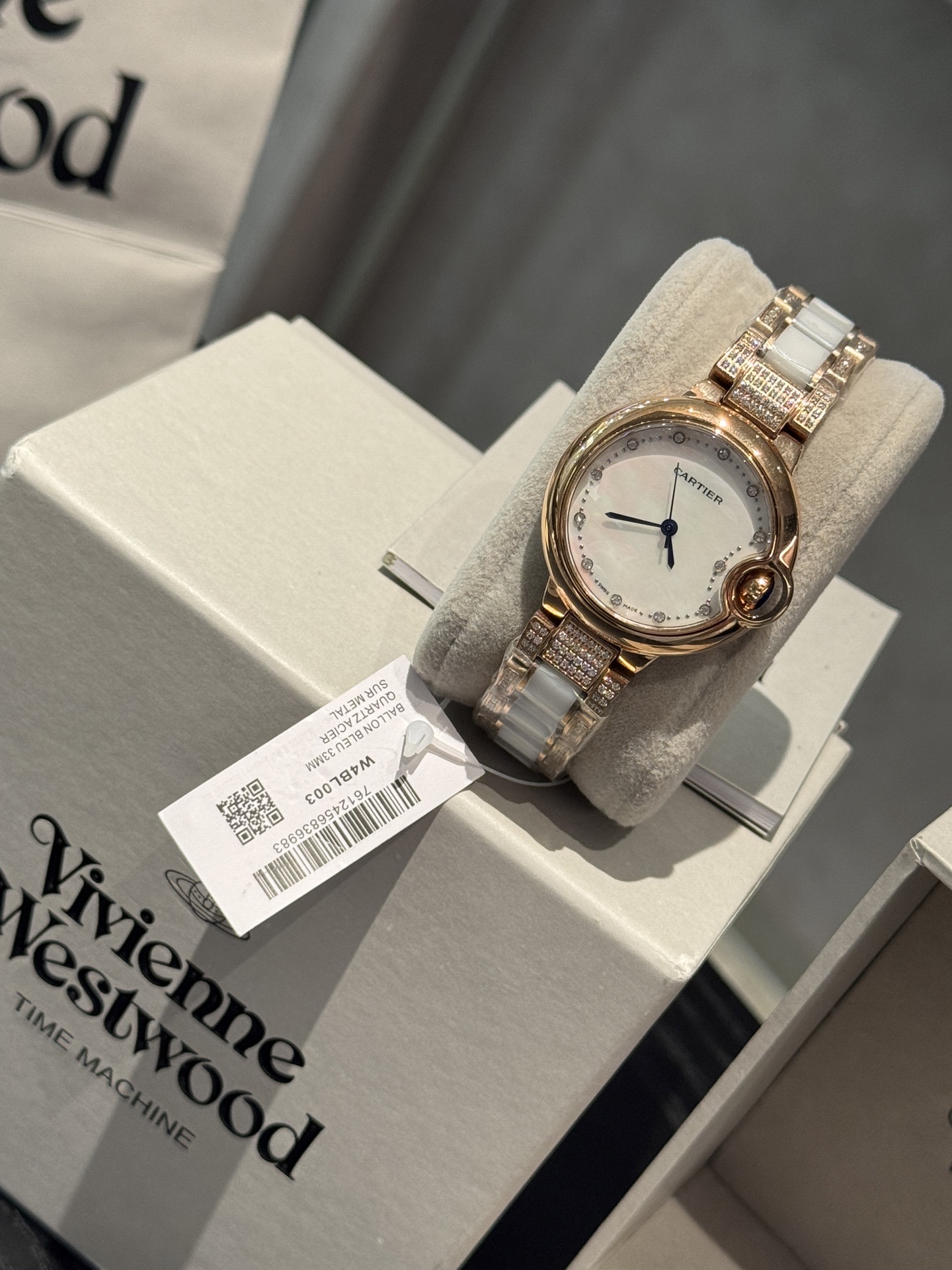 Cartier 卡地亚设计用心 百搭耐看 佩戴舒适 篮气球 光圈有光泽感 钻圈有珠宝气