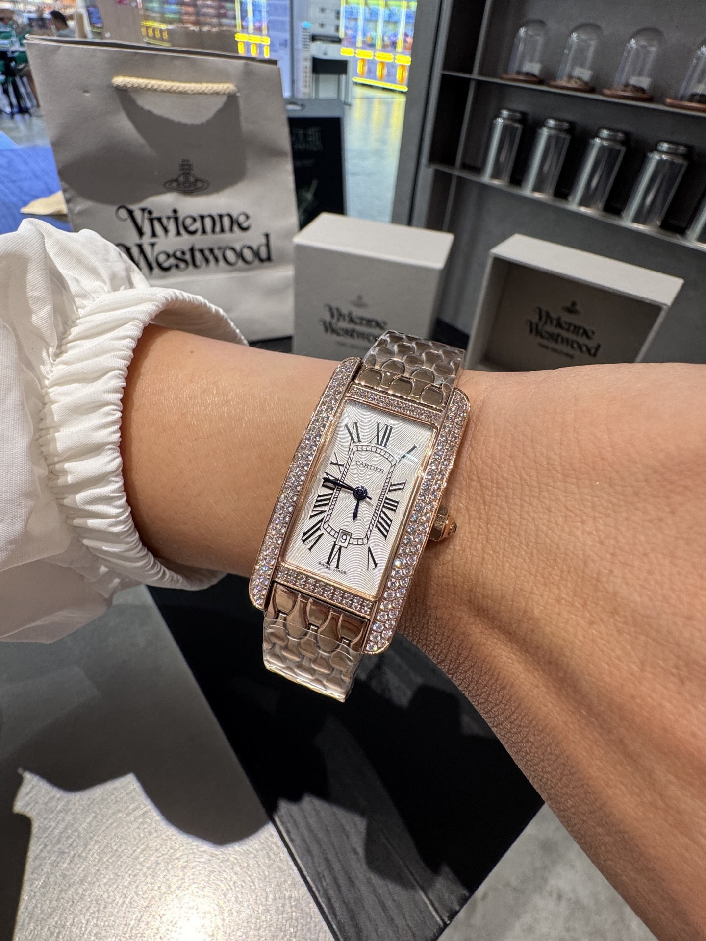 Vivienne Westwood Tank Américaine Women's Watch, Stainless Steel, Double Row Diamond 8 i1757304355395 6662 0 6