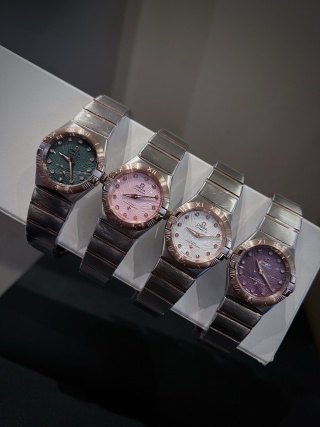 Omega Constellation 28mm Quartz Meteorite Dial detail 4