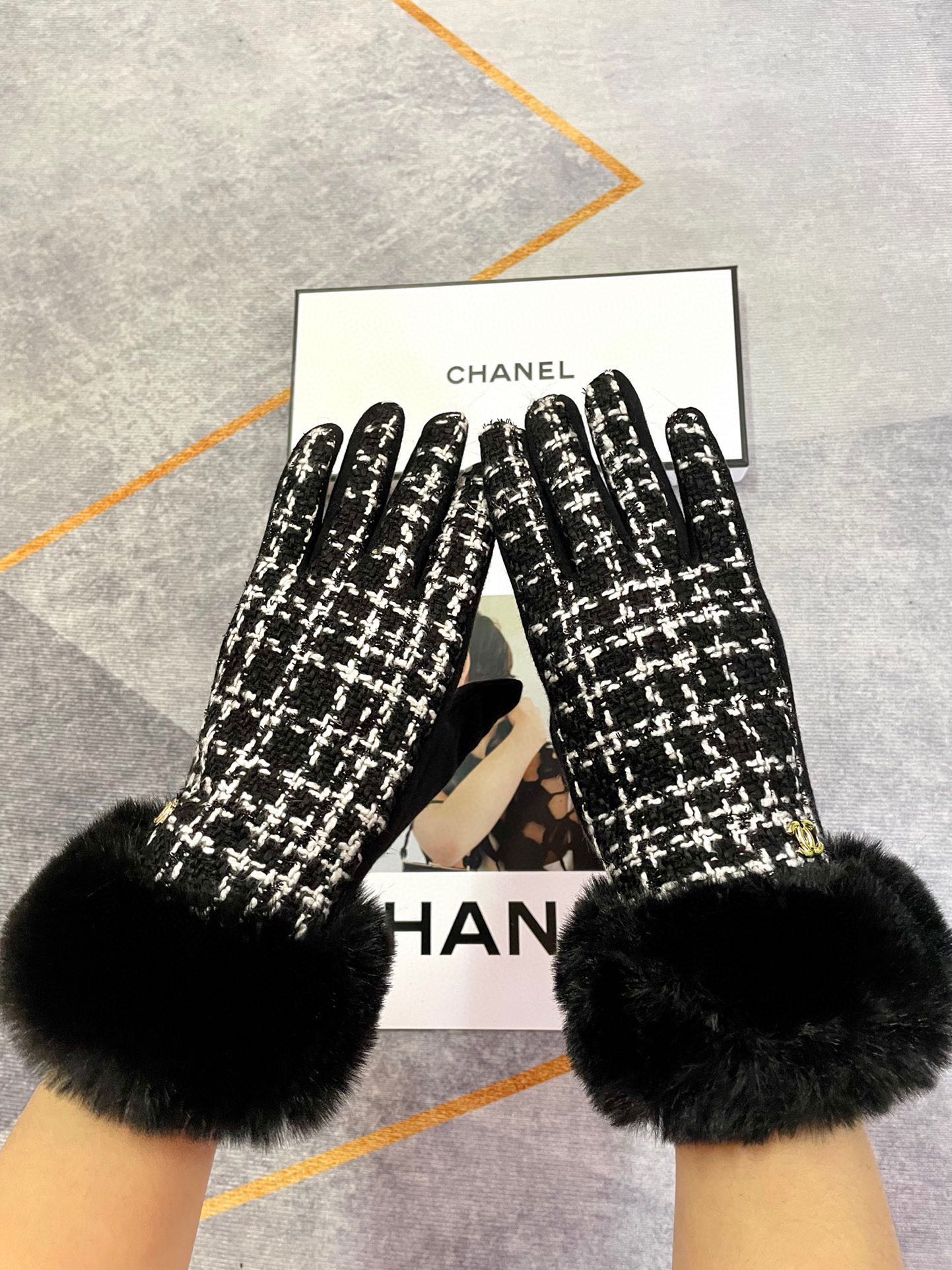 Chanel香奈儿新款水貂绒配羊毛手套手感更软细糯腻亲肤保性暖更好天然染料低温染色呈最现纯粹浓郁饱的满颜