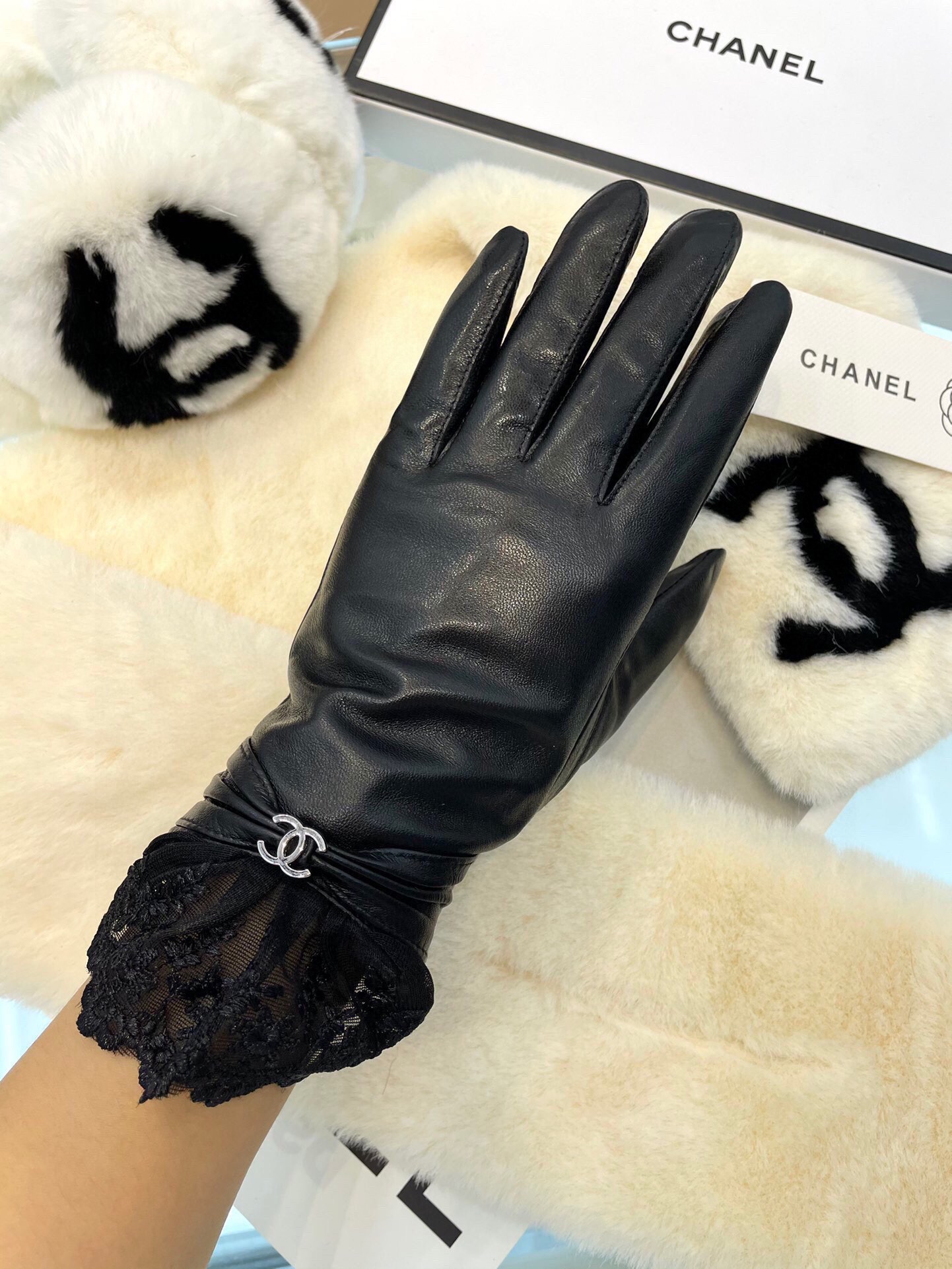香奈儿新款女士手套一级羊皮皮质超薄柔软舒适特显手型质感超群码数L