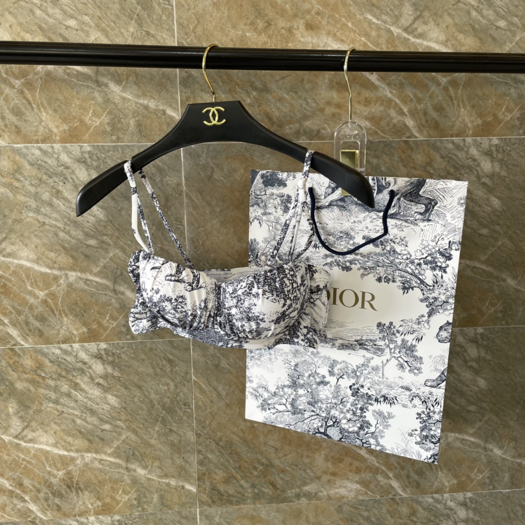 Dior抹胸分体比基尼可拆卸肩带适合多种场景的游泳衣️海边游泳池温泉水上乐园漂流都可以内搭也完全可以连体