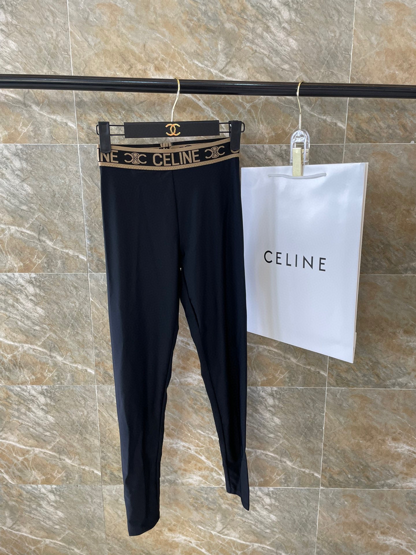 Celine新款高弹力健身短款瑜伽服运动套装小背心修身提臀显瘦打底裤脚SMLXl