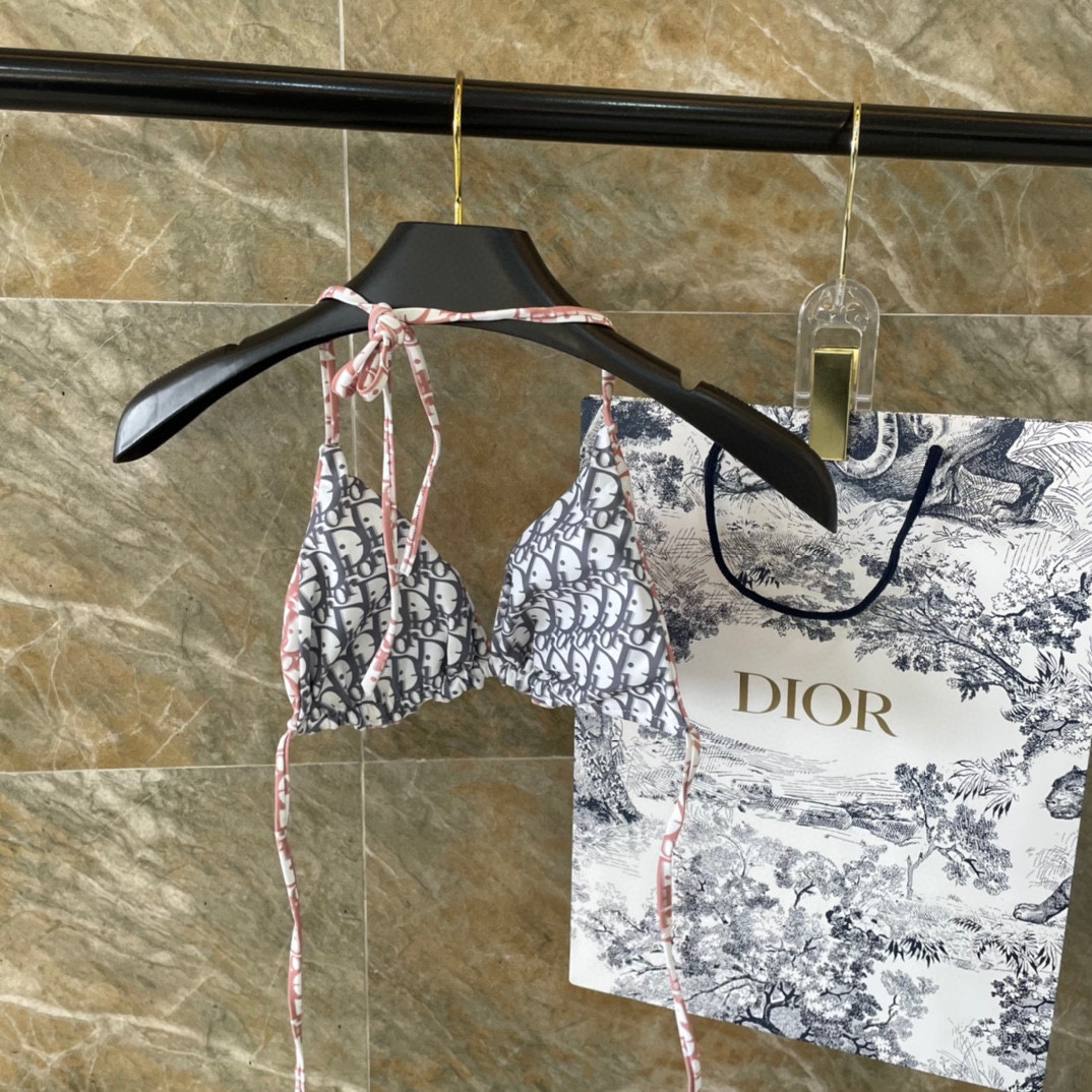 Dior比基尼双面用️适合多种场景的游泳衣️海边游泳池温泉水上乐园漂流都可以内搭外穿也完全可以面料透气舒