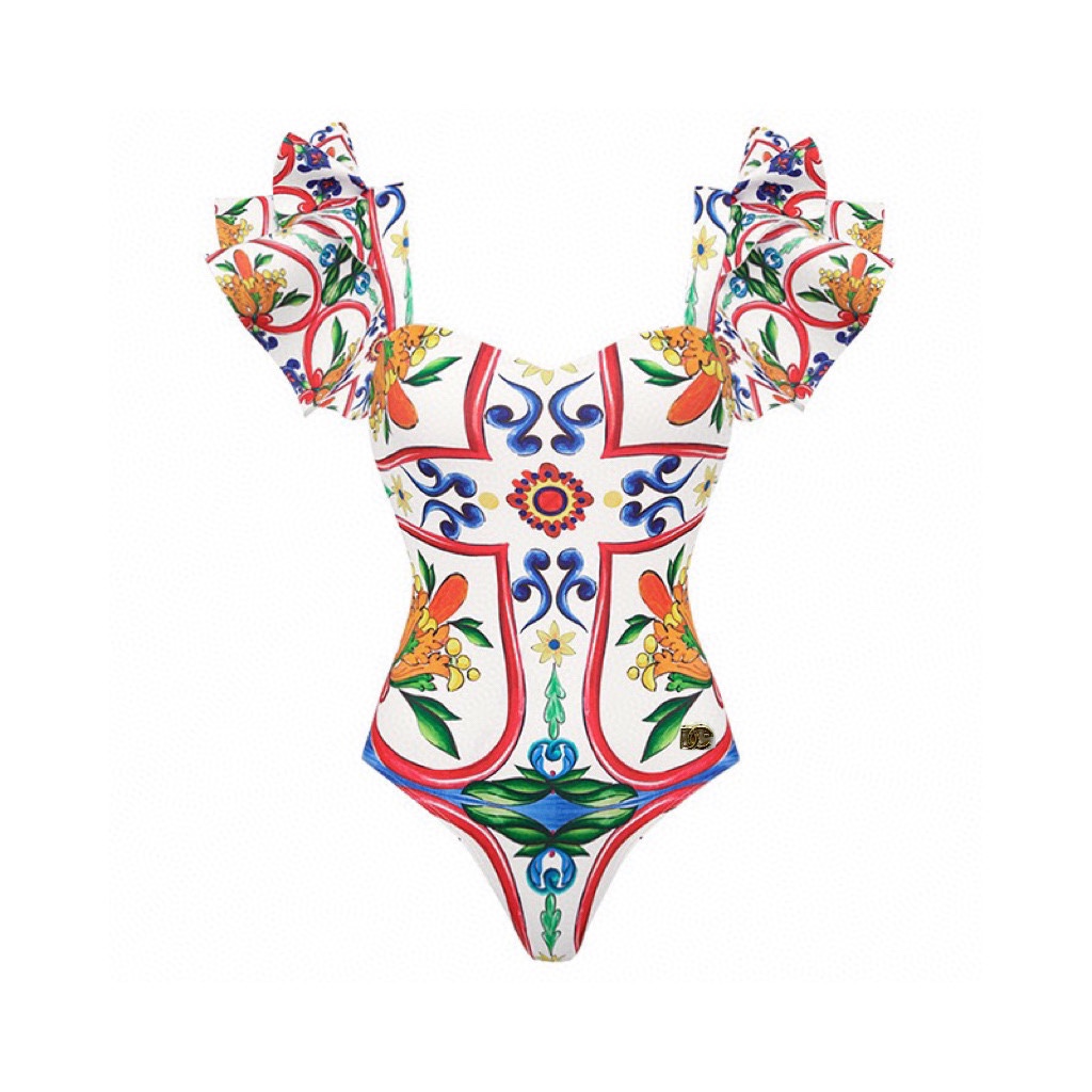 NO:290627,Special offer DG new one-piece swimsuit fashion trendy style Swimsuits suitable for a variety of scenes♀Seaside, swimming pool, hot spring, water park, rafting can be worn inside, one-piece design covers the flesh and looks tall, and the abdomen is a little fleshy, and it does not affect our beauty. The back design reveals the beautiful back. The fabric is breathable and comfortable. The quick-drying elastic swimsuit is easier to clean. S M L Xl swimsuits, swimsuits, bikinis19860909特价 DG新款连体泳衣时尚潮流款 适合多种场景的游泳衣♀海边 游泳池 温泉 水上乐园 漂流都可以内搭也完全可以 连体设计遮肉显高挑 腹部有点肉肉也不影响咱美美的 背面设计大露美背 面料透气舒适.速干弹性的游泳衣更加帖肤易清洗 码数S M L Xl 泳衣泳裤比基尼,泳衣，泳裤，比基尼,swimsuits,bikinis,accessory