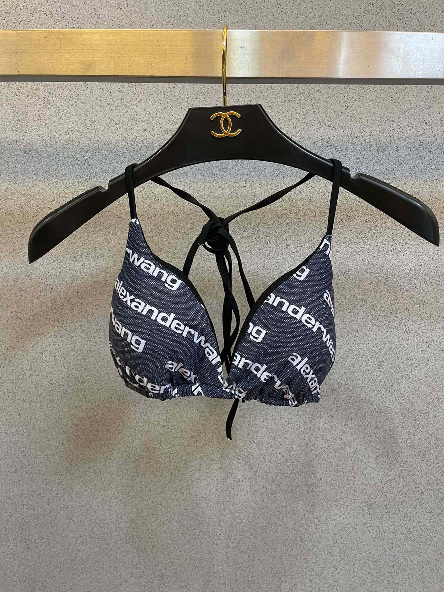NO:291422,Special offer: Pressure Mountain King's new bikini swimsuit~ suspender vest bra underwear   briefs two-piece suit, S.M.L Xl swimsuits, swimsuits, bikini, alexander wang, swimsuits, bikinis19860909特价 压力山大王新款比基尼泳衣~吊带背心文胸内衣 三角裤两件套装, S.M.L Xl泳衣泳裤比基尼,泳衣，泳裤，比基尼,alexander wang,swimsuits,bikinis,accessory