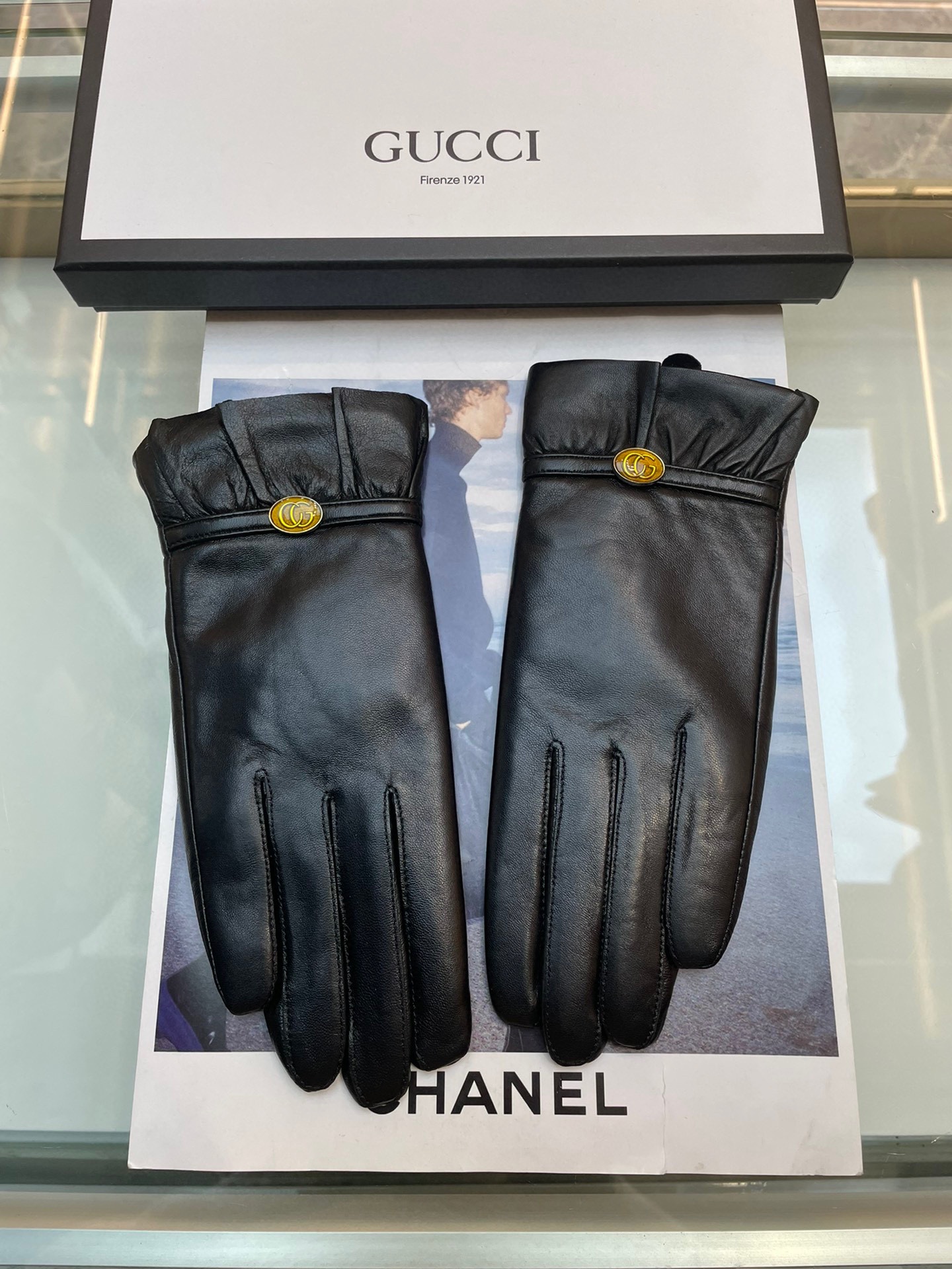 Gucci Gloves Women Sheepskin