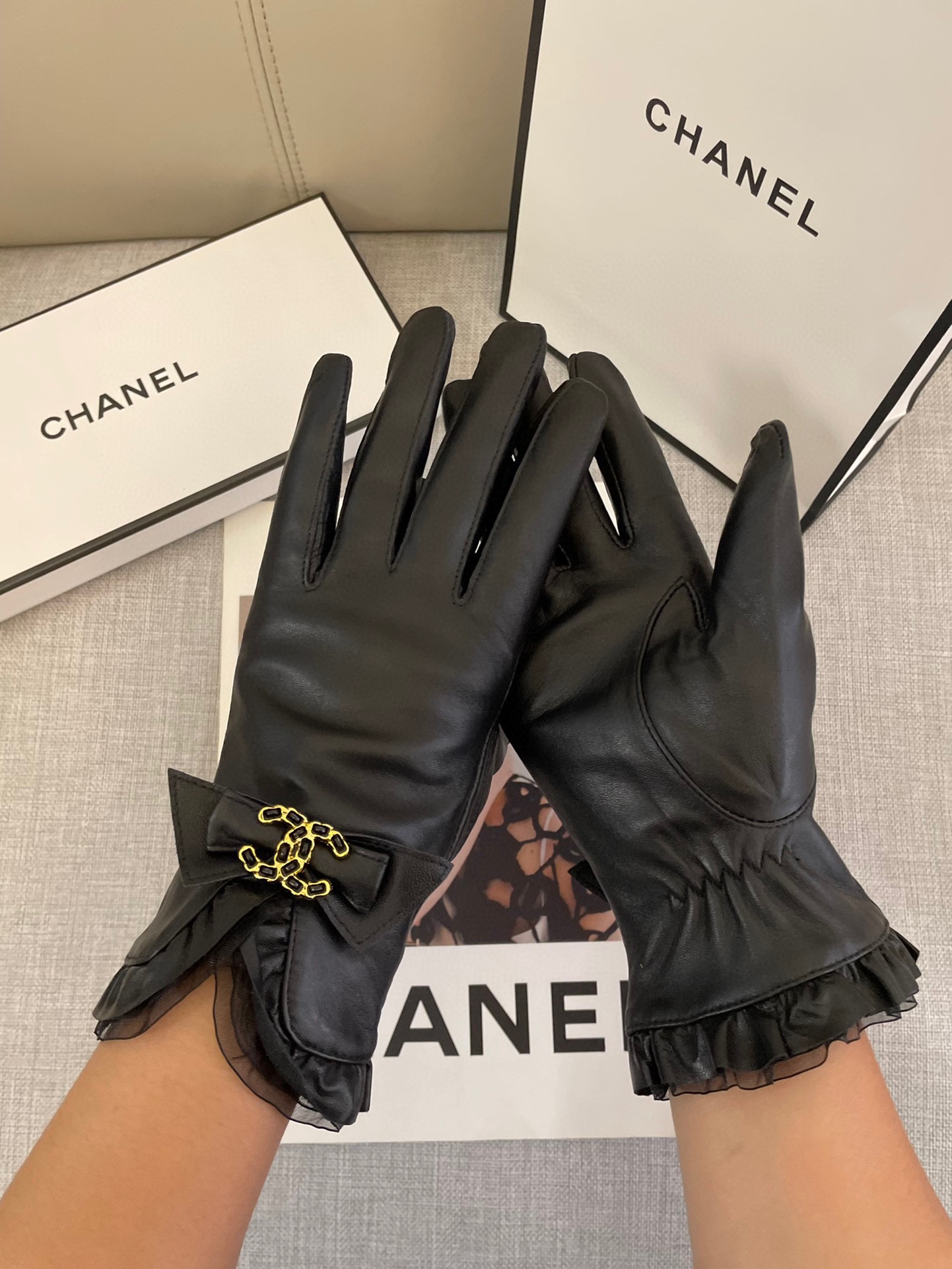 Chanel秋冬女手套进口羊皮皮质超薄柔软舒适质感超群码数ML