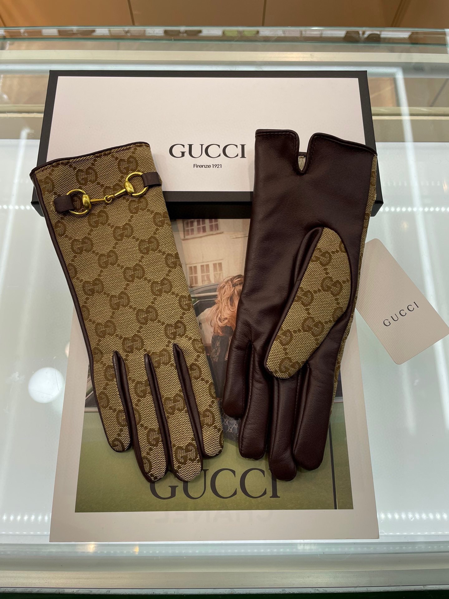 Gucci️爆款到顶级原单官网同步女士新款高档羊皮手套百分百选用进口小羊皮内里绒里保暖舒适更佳皮质光泽鲜