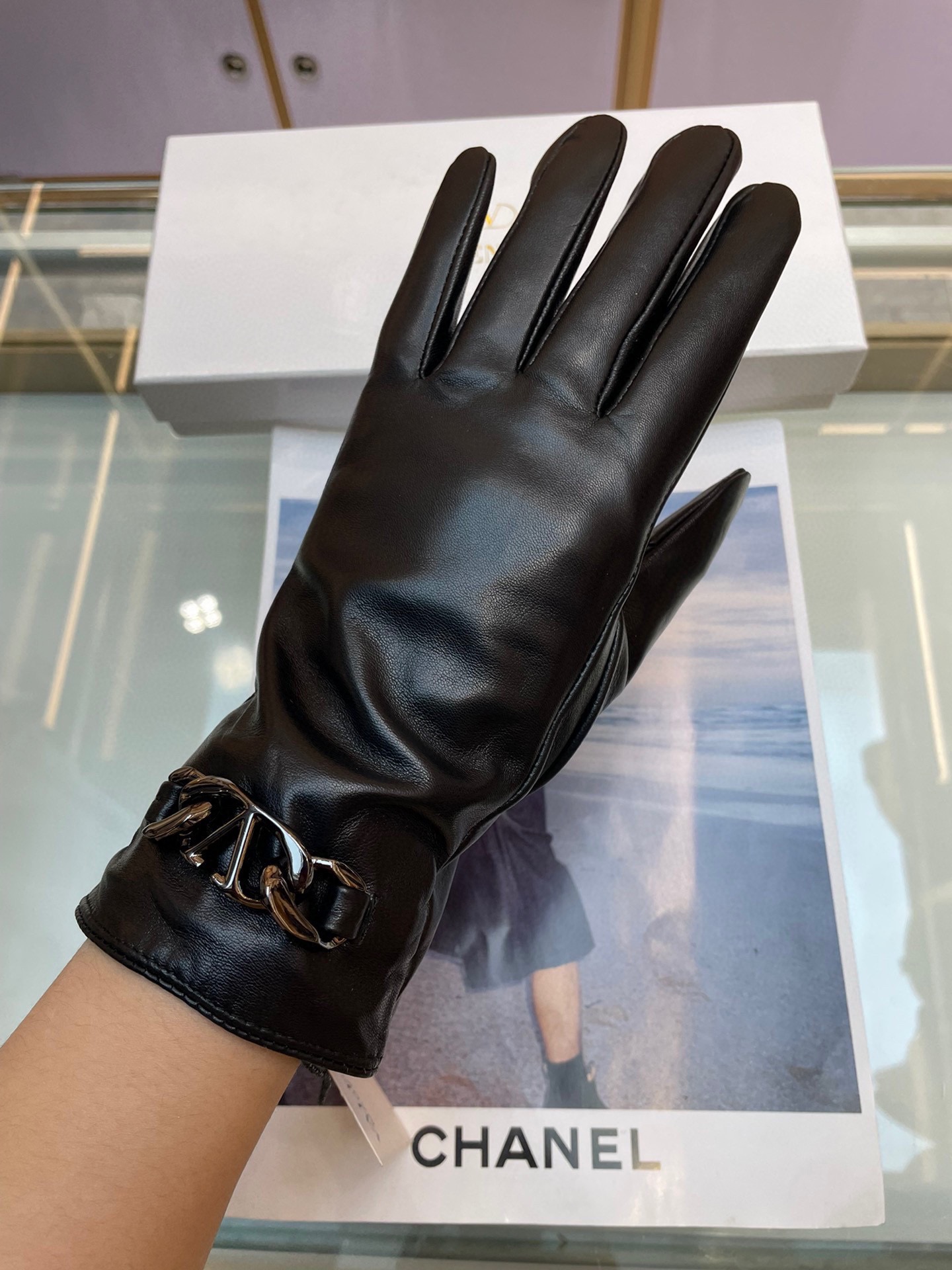 New Money for High-Quality Lamb-Skin and Imported Sheep-Skin Gloves - 图片 5