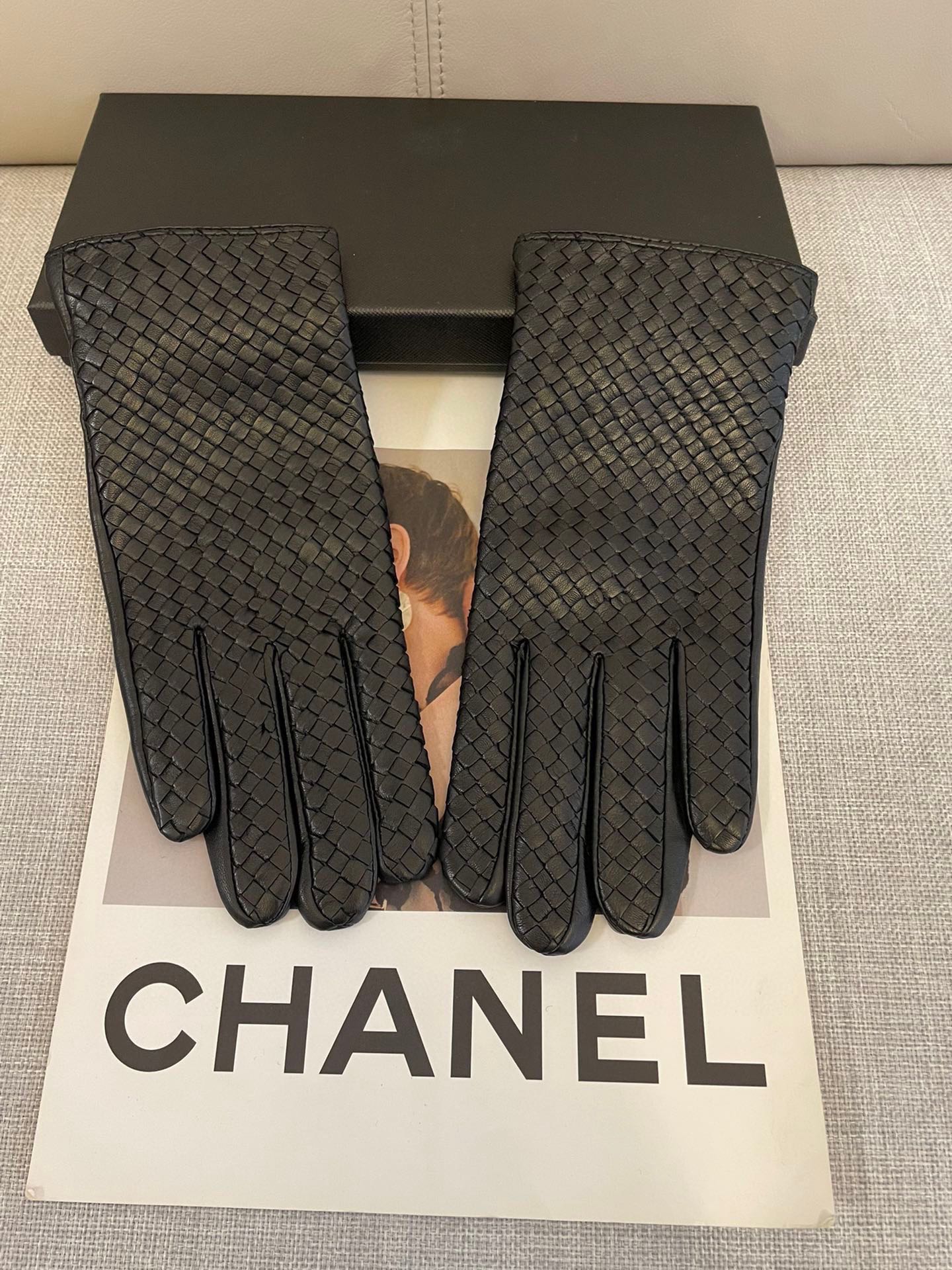 The new edition of Ms. Bv’s new high-end lambskin gloves can’t be missed - 图片 1