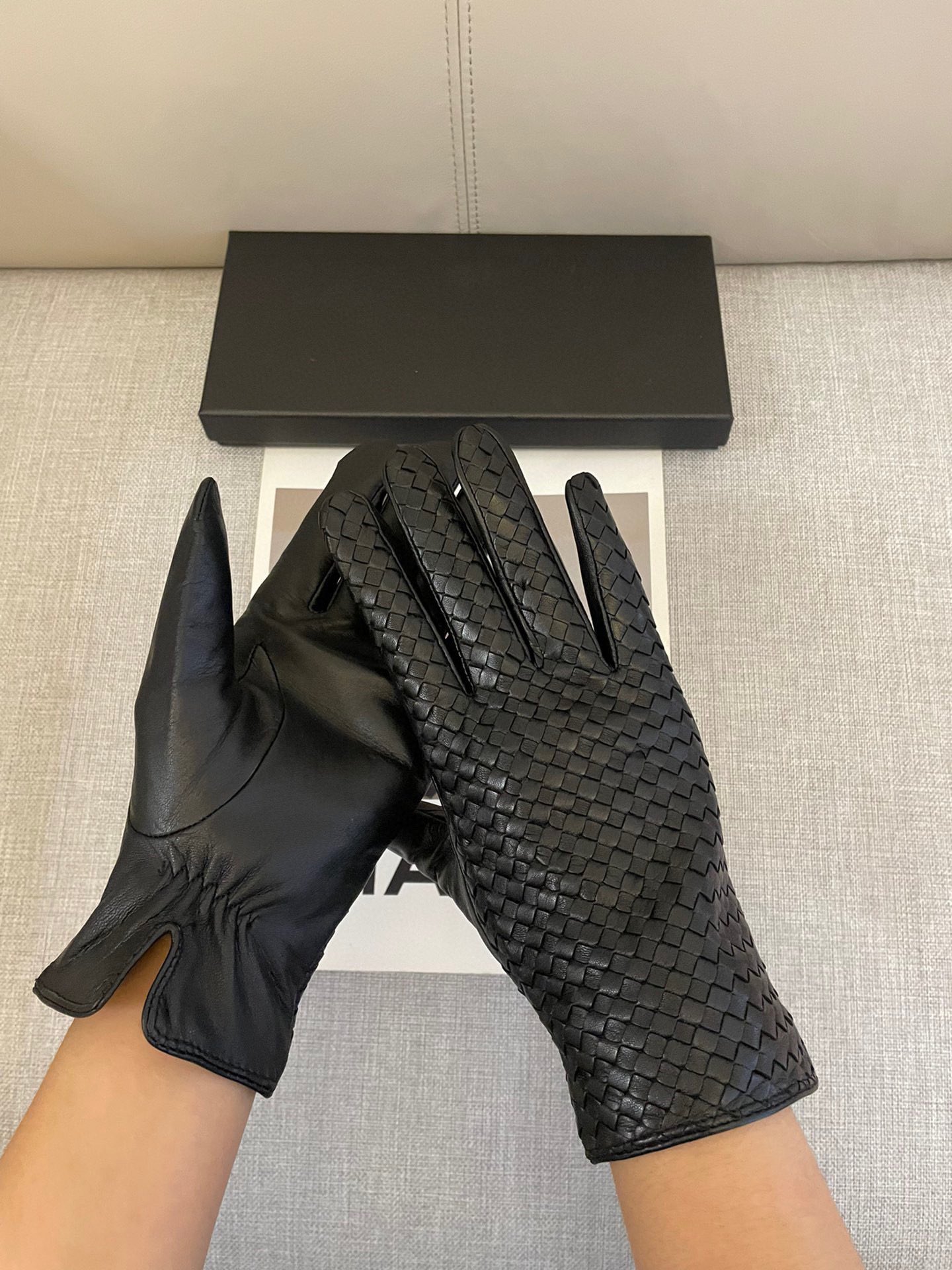 The new edition of Ms. Bv’s new high-end lambskin gloves can’t be missed - 图片 9