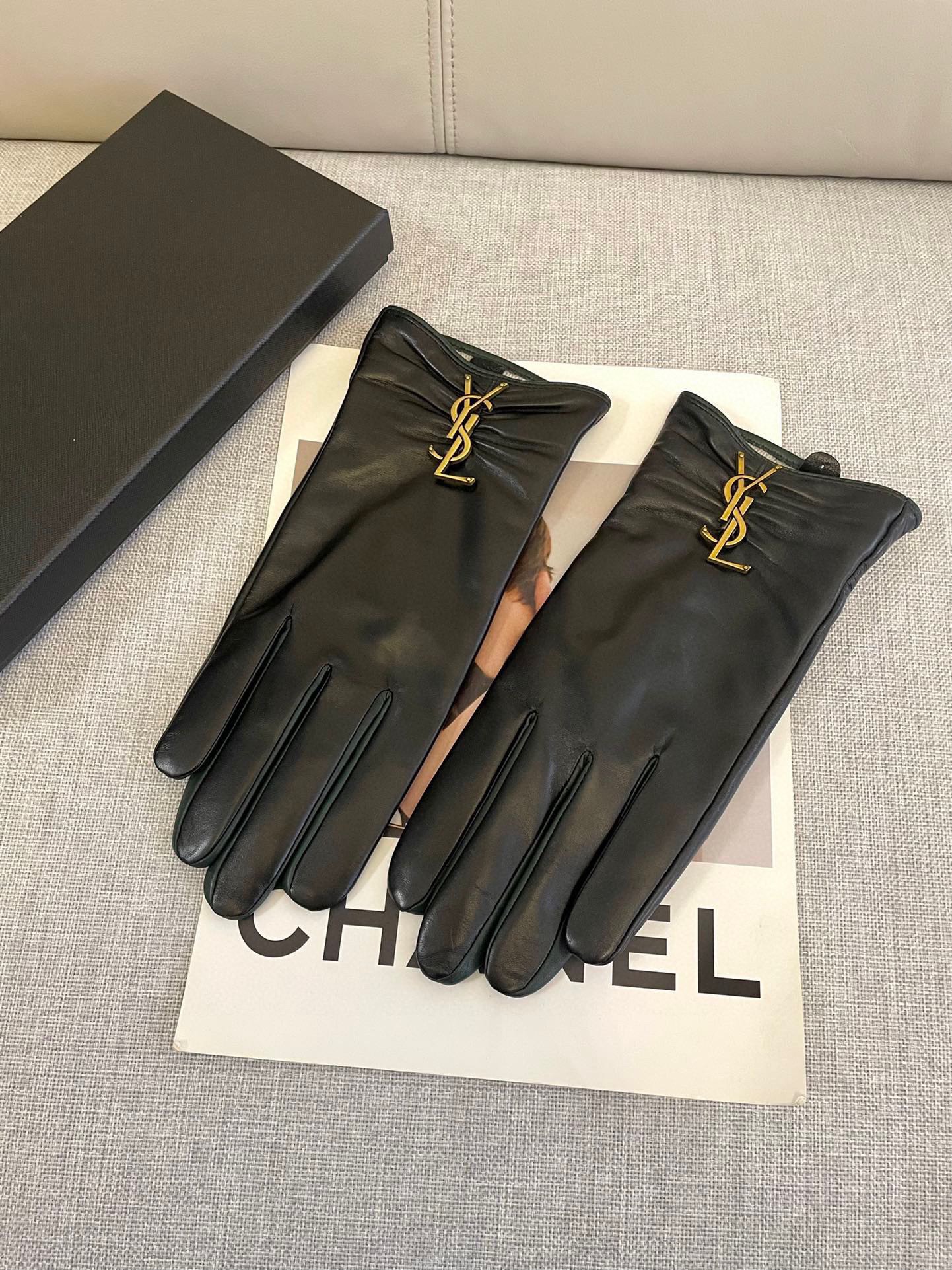 “High-Quality Lambskin Gloves Customised at Special Price of 275 YSL” - 图片 4