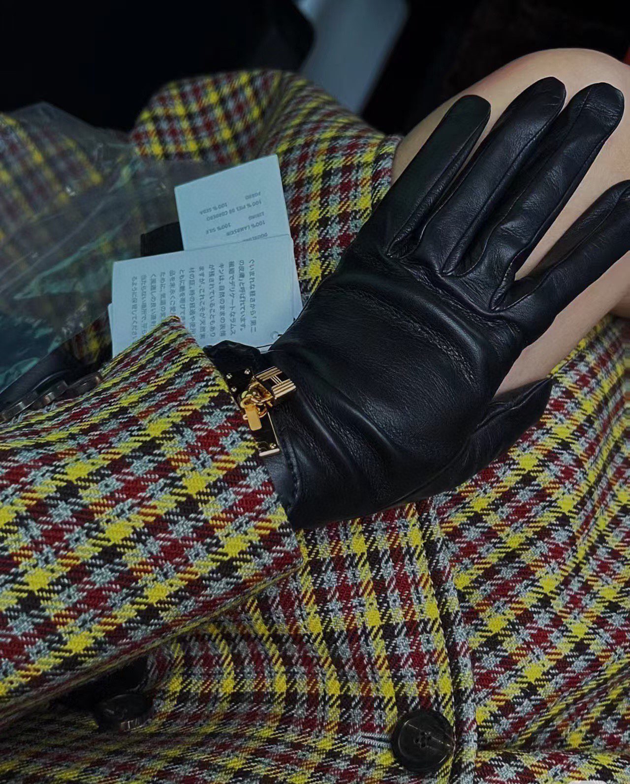 Premium Imported Sheep-Skin Gloves: Luxurious Quality, Exquisite Craftsmanship. - 图片 2