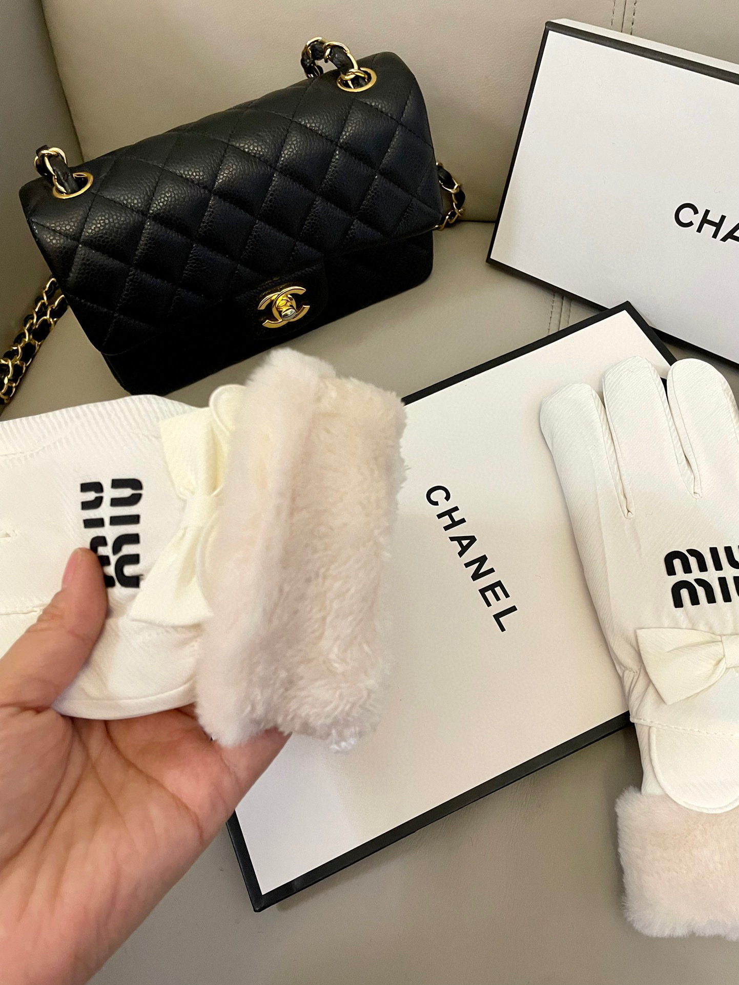 “Premium Wool Gloves: Soft, Warm, Chromosome Tested, Touchscreen Function, Comfortable Fit” - 图片 7