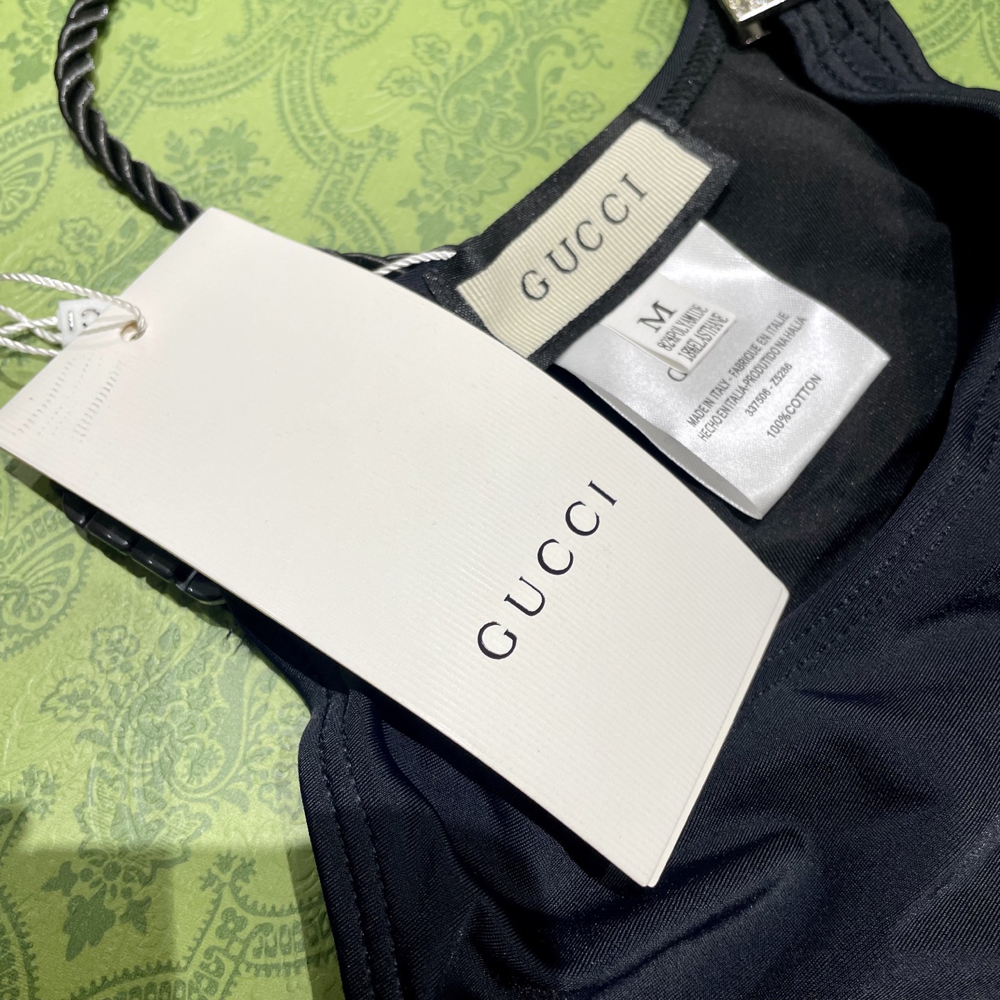  Gucci新款连体泳衣😍🥰适合多种场景的游泳衣🏊‍♀️海边 游泳池 温泉 水上乐园 漂流都可以😌内搭也