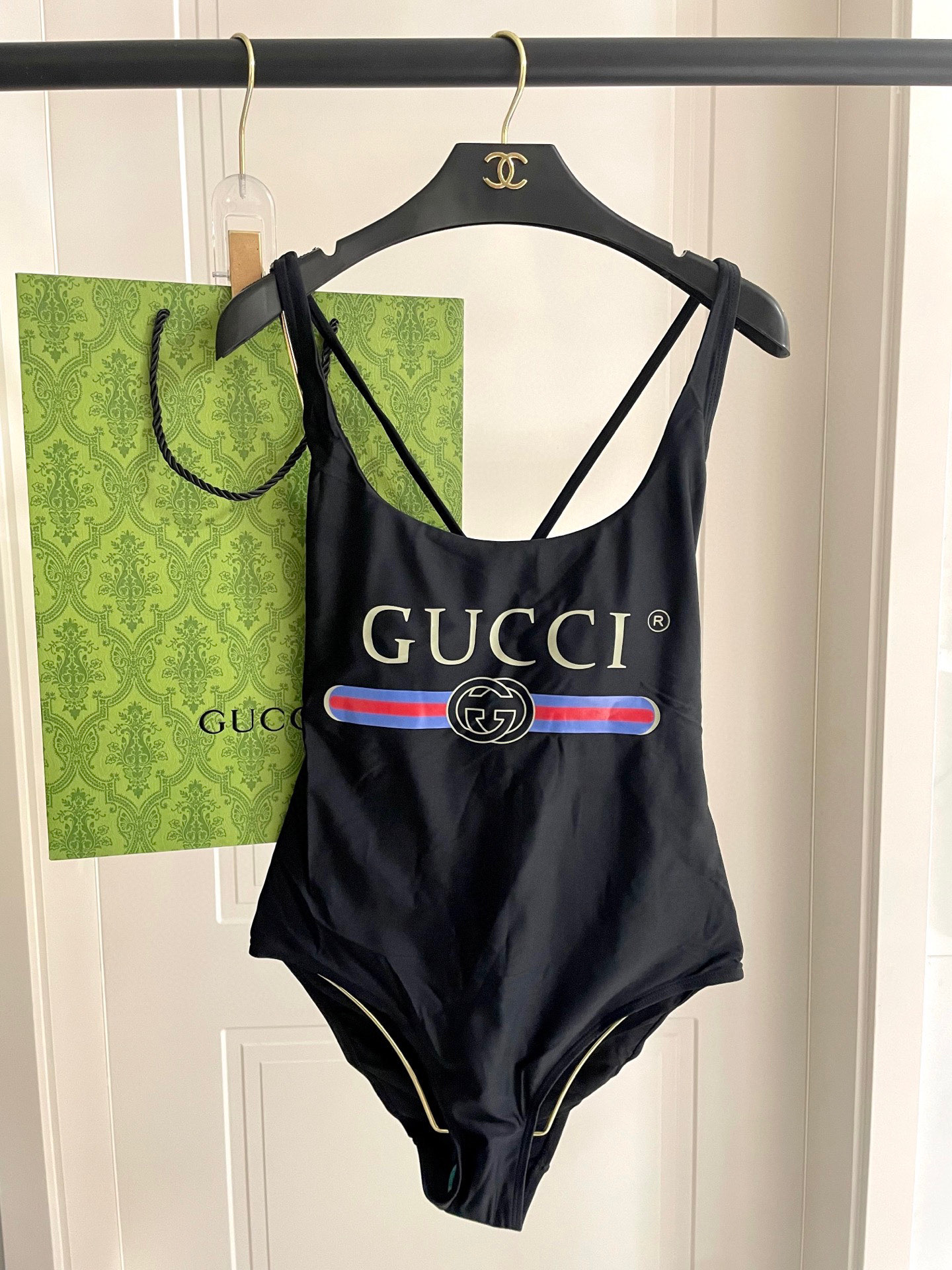 NO:304219,Gucci's new one-piece swimsuit is a must-have for fashion experts. It shows off your figure!  SML Xl swimsuits, swimsuits, swimsuits, bikini, gucci, swimsuits, bikinis19860909Gucci新款连体泳衣,时尚达人必备.超级显身材！SML Xl泳衣泳裤比基尼,泳衣，泳裤，比基尼,gucci,swimsuits,bikinis,accessory