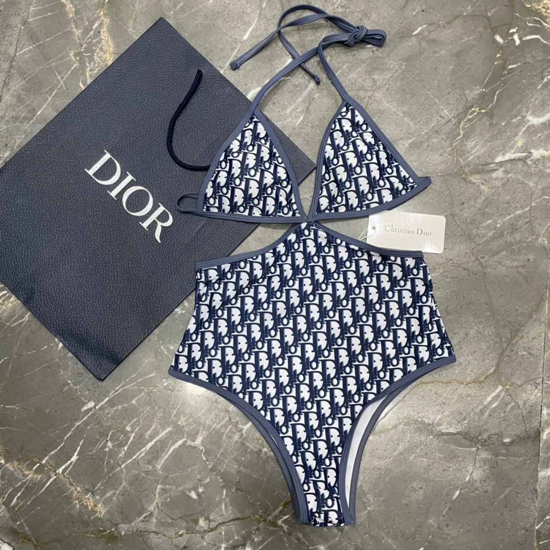  Dior新款性感连体泳衣 周扬青同款 😍🥰适合多种场景的游泳衣🏊‍♀️海边 游泳池 温泉 水上乐园 漂