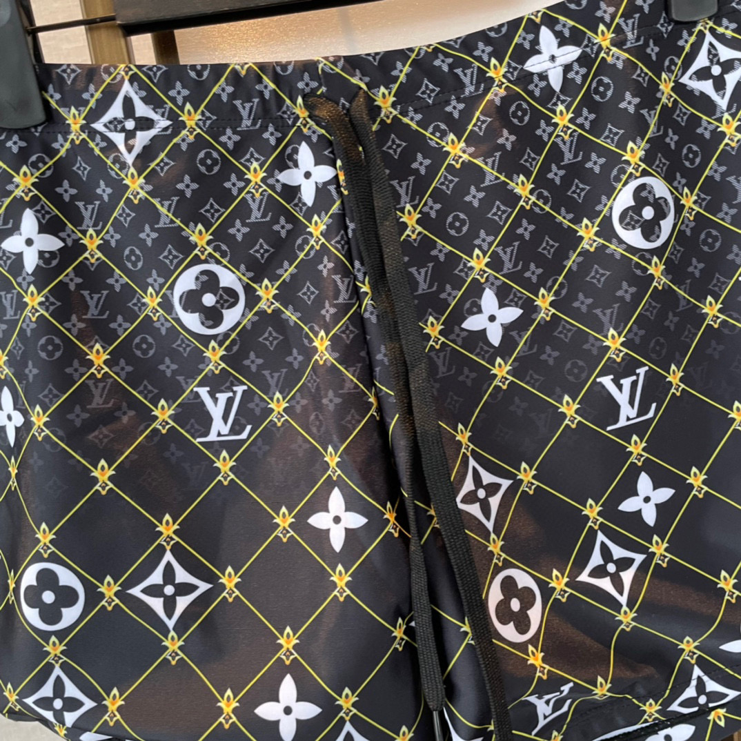  Lv男士泳裤👑高级定制泳裤👑抽绳设计 上新度假系列🏖专属泳衣［色色色超级爱！色来自贵族的目光🌹暗里着迷