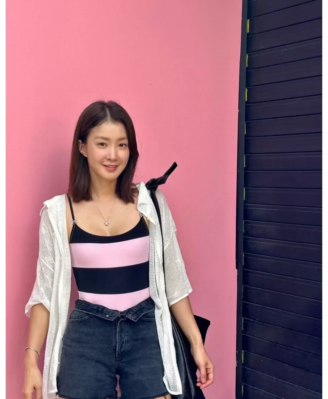  Chanel新款连体泳衣 彰显青春活力 💐🌸适合多种场景的游泳衣🏊‍♀️海边 游泳池 温泉 水上乐园 