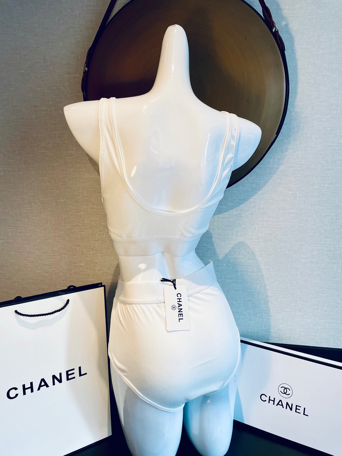  Chanel新款分体泳衣😍🥰适合多种场景的游泳衣🏊‍♀️海边 游泳池 温泉 水上乐园 漂流都可以😌内搭