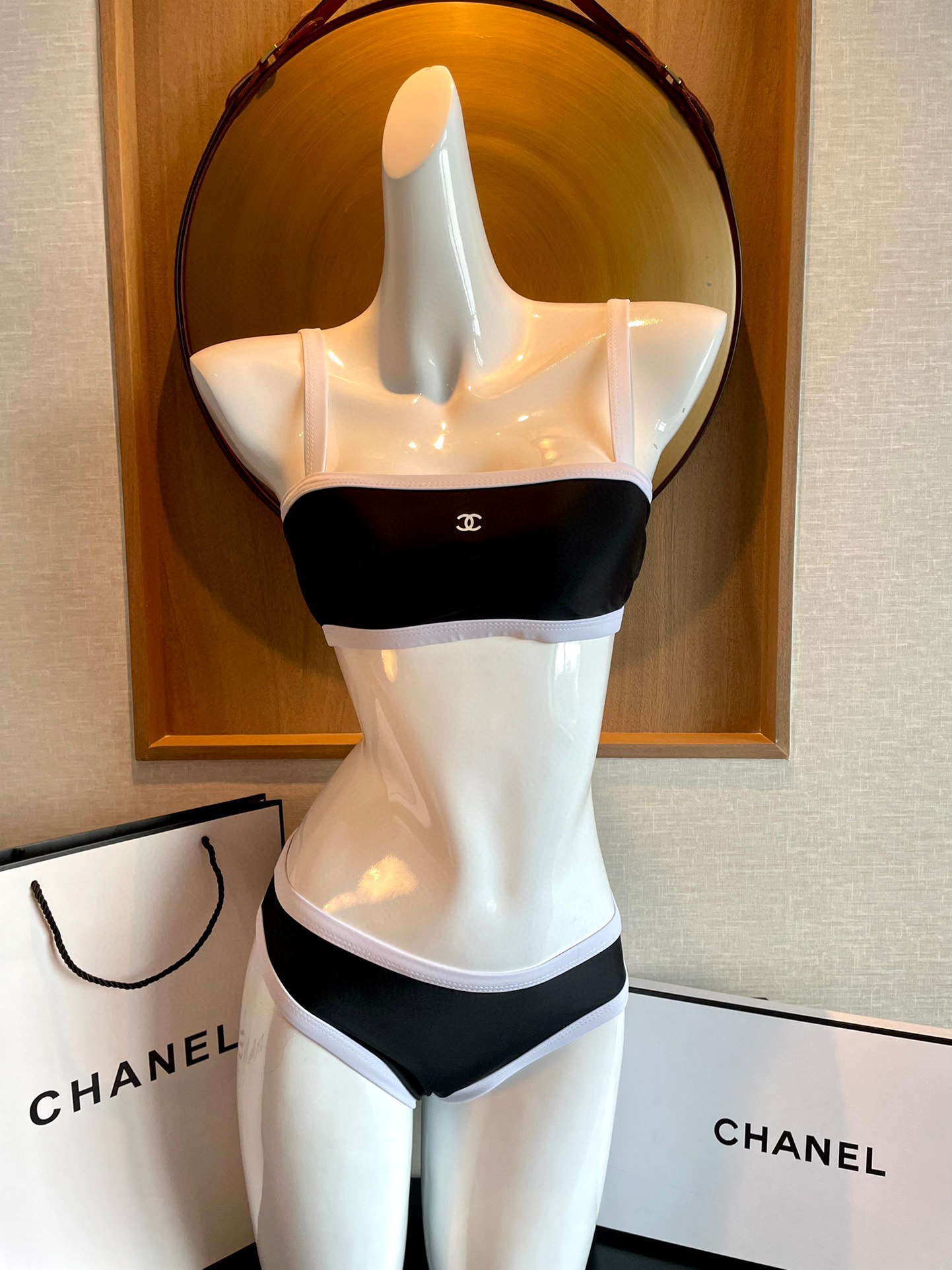 Chanel新款比基尼中古套装 小香logo印花吊带背心+三角打底裤分体泳衣，黑色，S M LXl