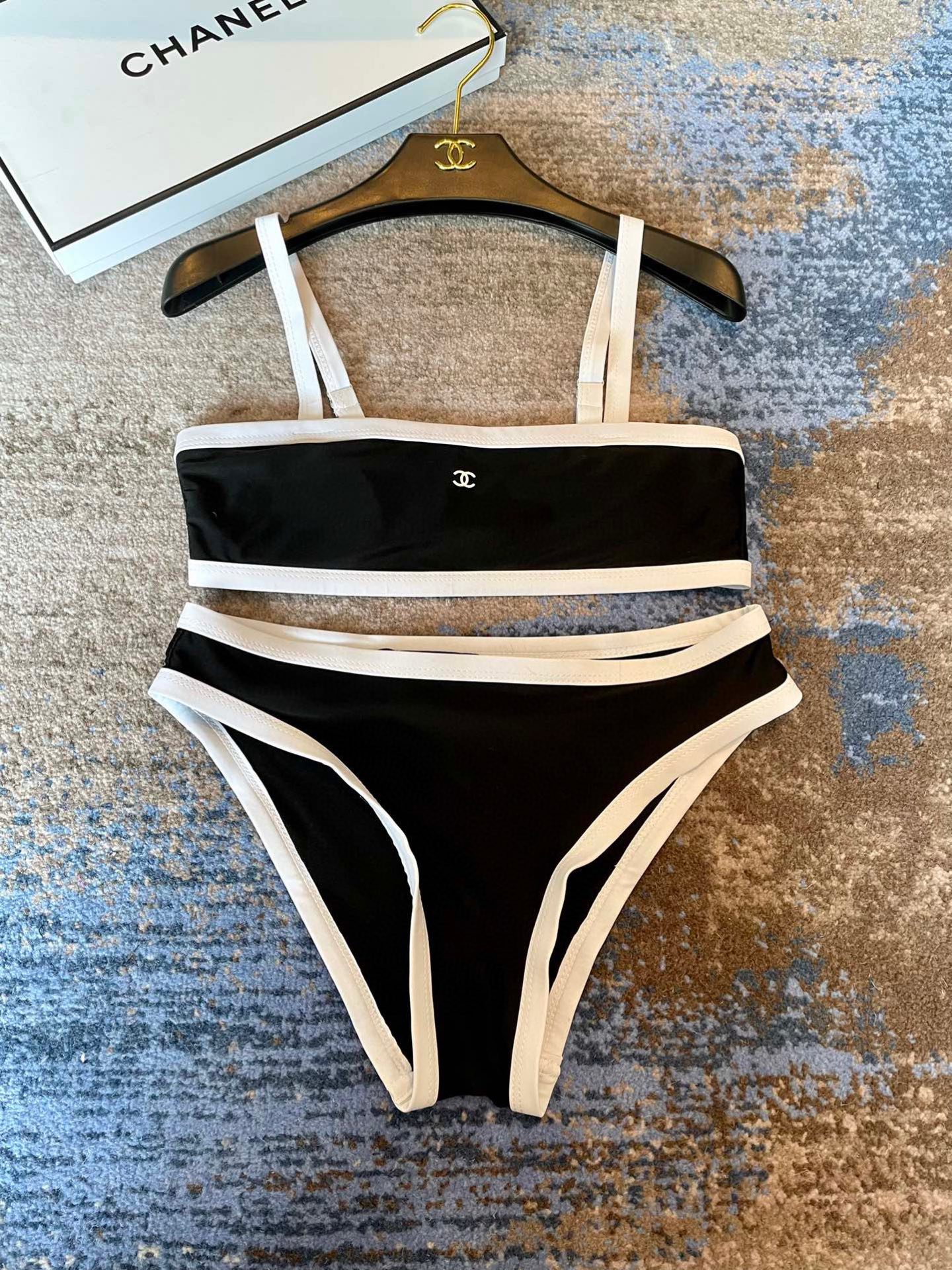  Chanel新款比基尼中古套装 小香logo印花吊带背心+三角打底裤分体泳衣，黑色，S M LXl