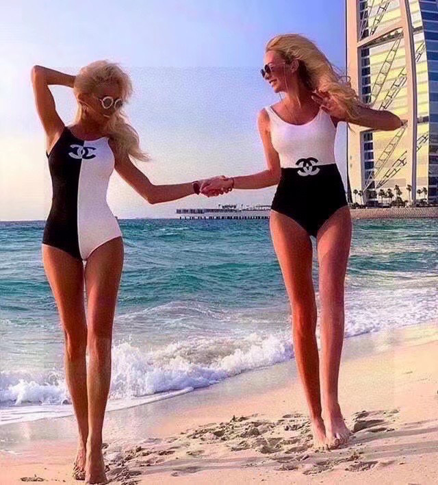  Chanel 香奈儿连体泳衣  😍🥰适合多种场景的游泳衣🏊‍♀️海边 游泳池 温泉 水上乐园 漂流都可