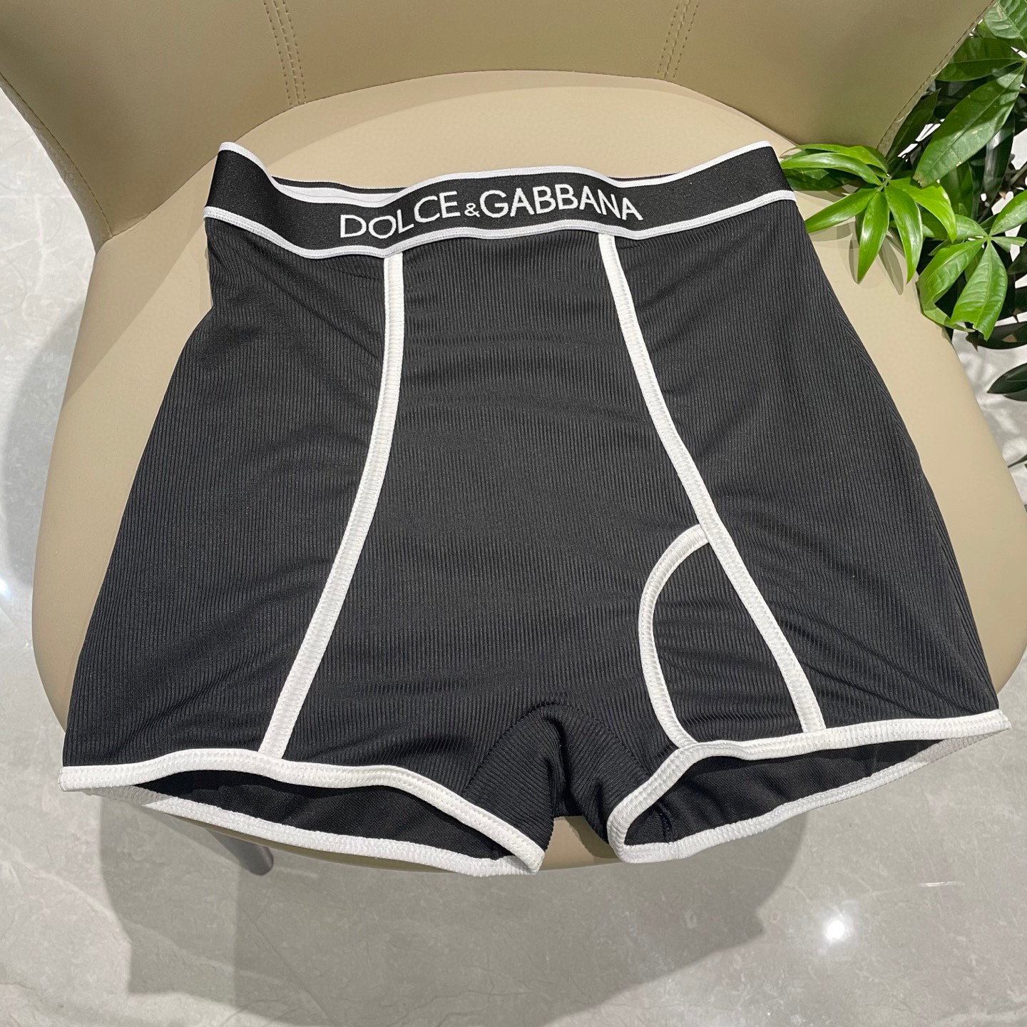  DG新款分体针织游泳衣😍🥰适合多种场景的游泳衣🏊‍♀️海边 游泳池 温泉 水上乐园 漂流都可以😌内搭也