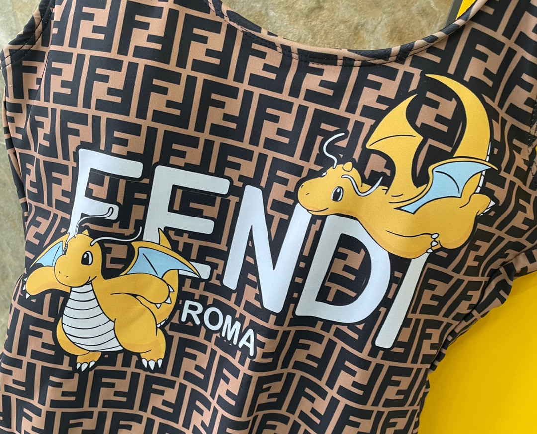  Fendi新款连体泳衣  😍🥰适合多种场景的游泳衣🏊‍♀️海边 游泳池 温泉 水上乐园 漂流都可以😌内