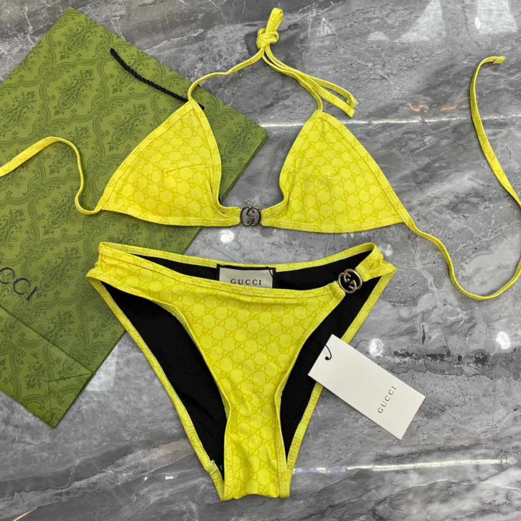  Gucci古奇新款比基尼泳衣👙❤️😍🥰适合多种场景的游泳衣🏊‍♀️海边 游泳池 温泉 水上乐园 漂流都