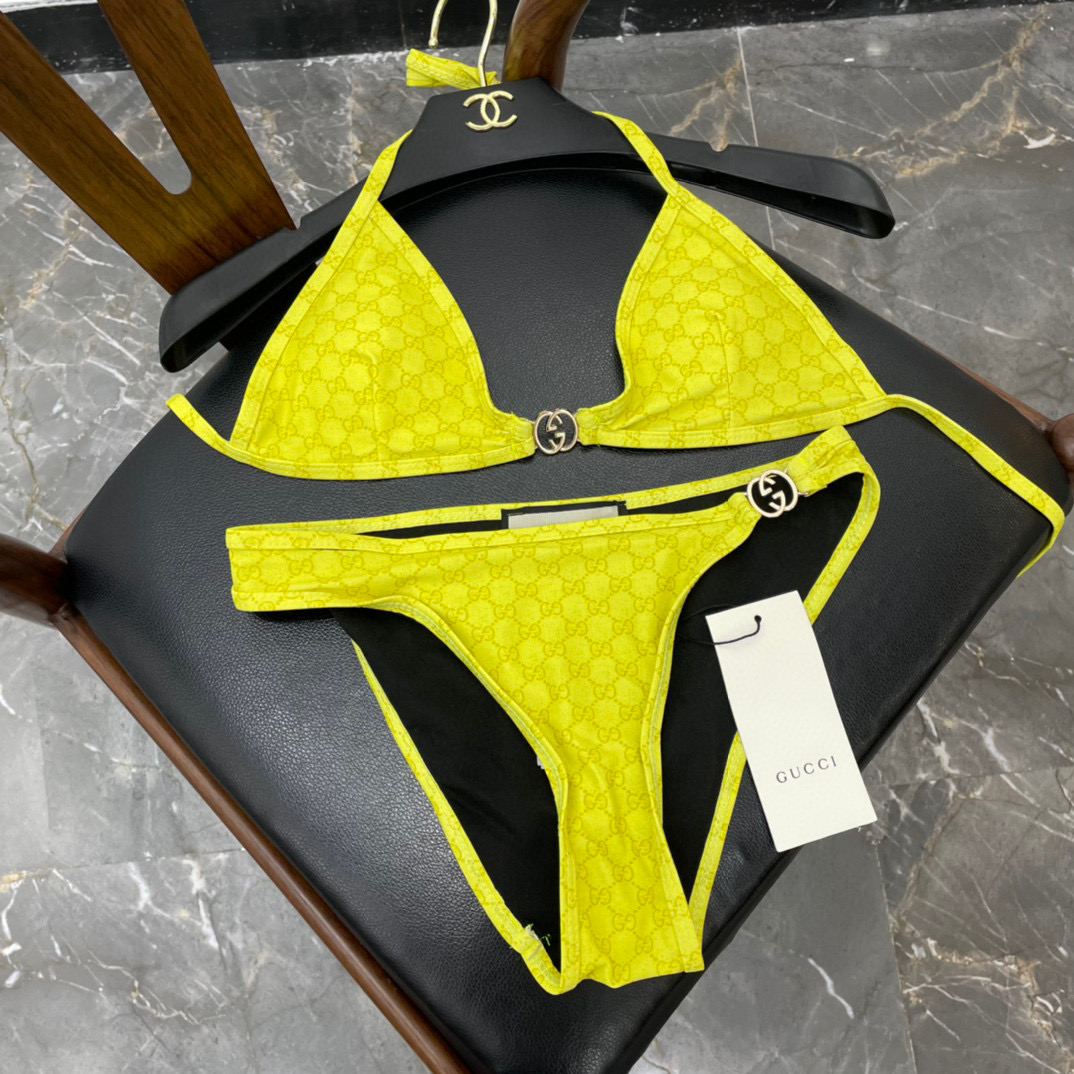  Gucci古奇新款比基尼泳衣👙❤️😍🥰适合多种场景的游泳衣🏊‍♀️海边 游泳池 温泉 水上乐园 漂流都