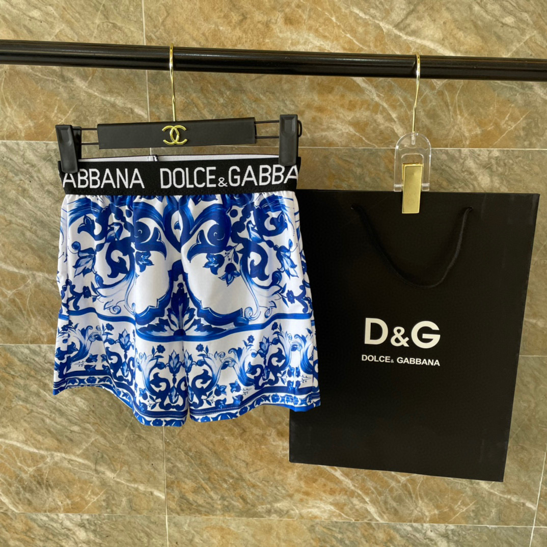  DG泳衣 😍🥰适合多种场景的游泳衣🏊‍♀️海边 游泳池 温泉 水上乐园 漂流都可以😌内搭也完全可以 连