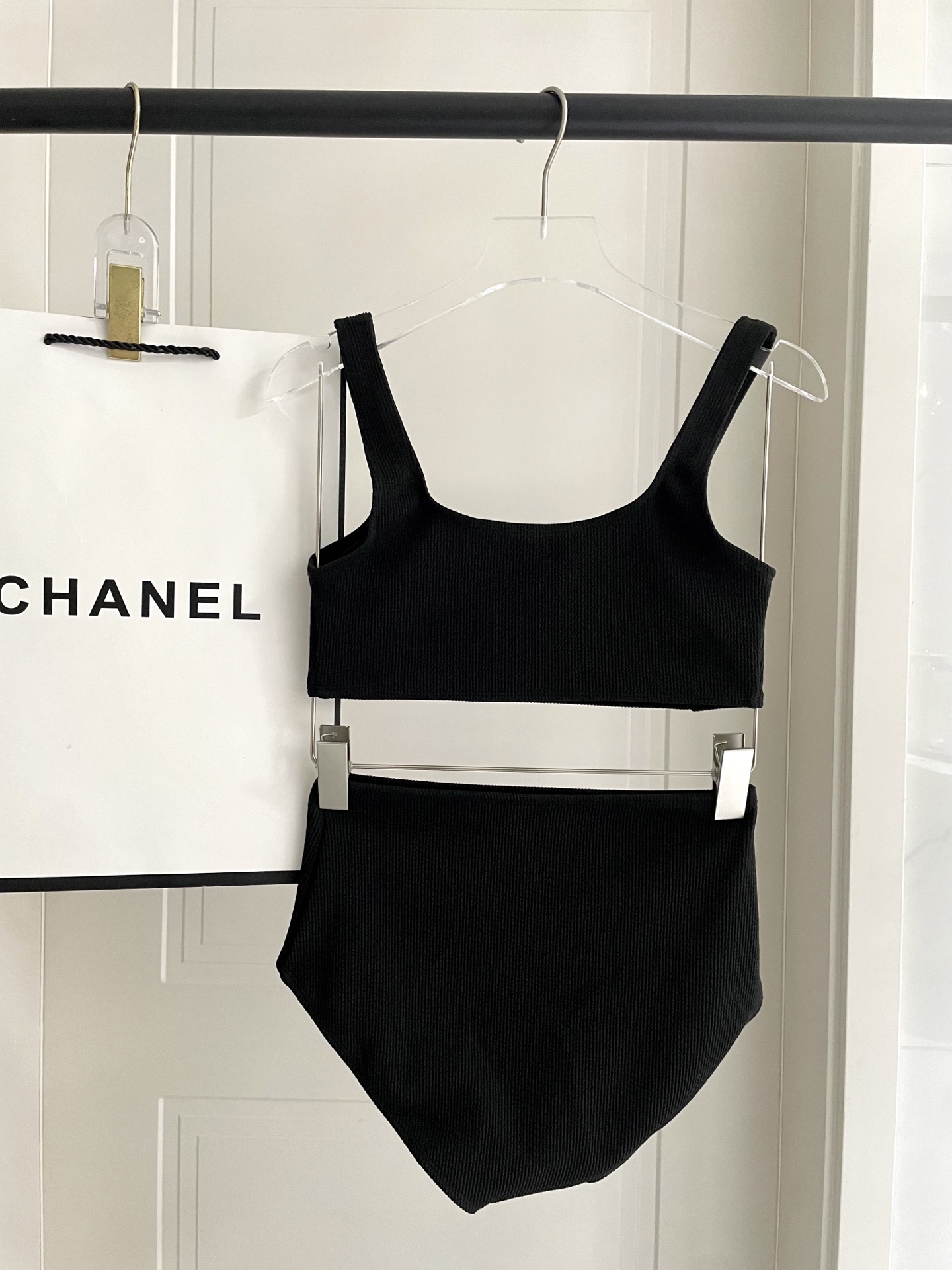  Chanel专柜新款分体泳衣😍🥰适合多种场景的游泳衣🏊‍♀️海边 游泳池 温泉 水上乐园 漂流都可以😌